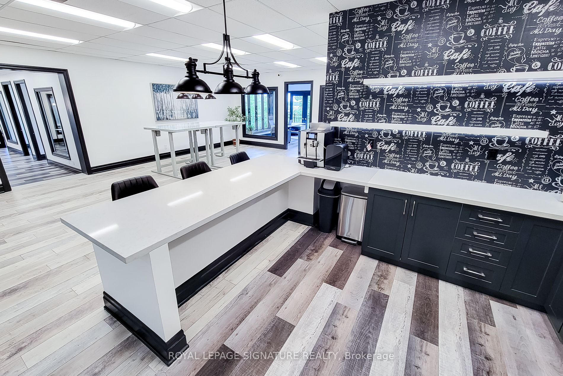 416 North Service Road E 300 Property Photo 11