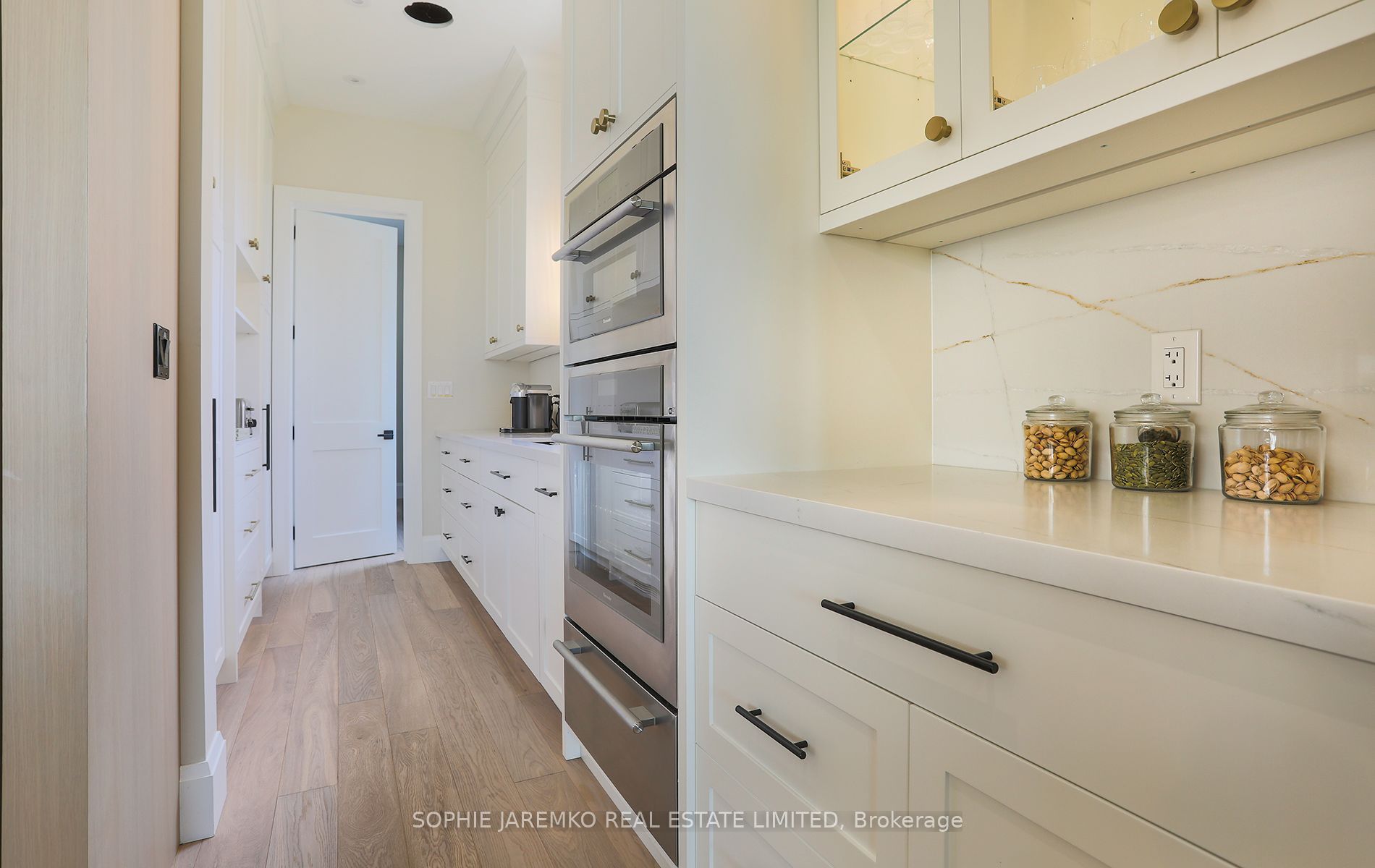 939 Melton Drive Property Photo 15