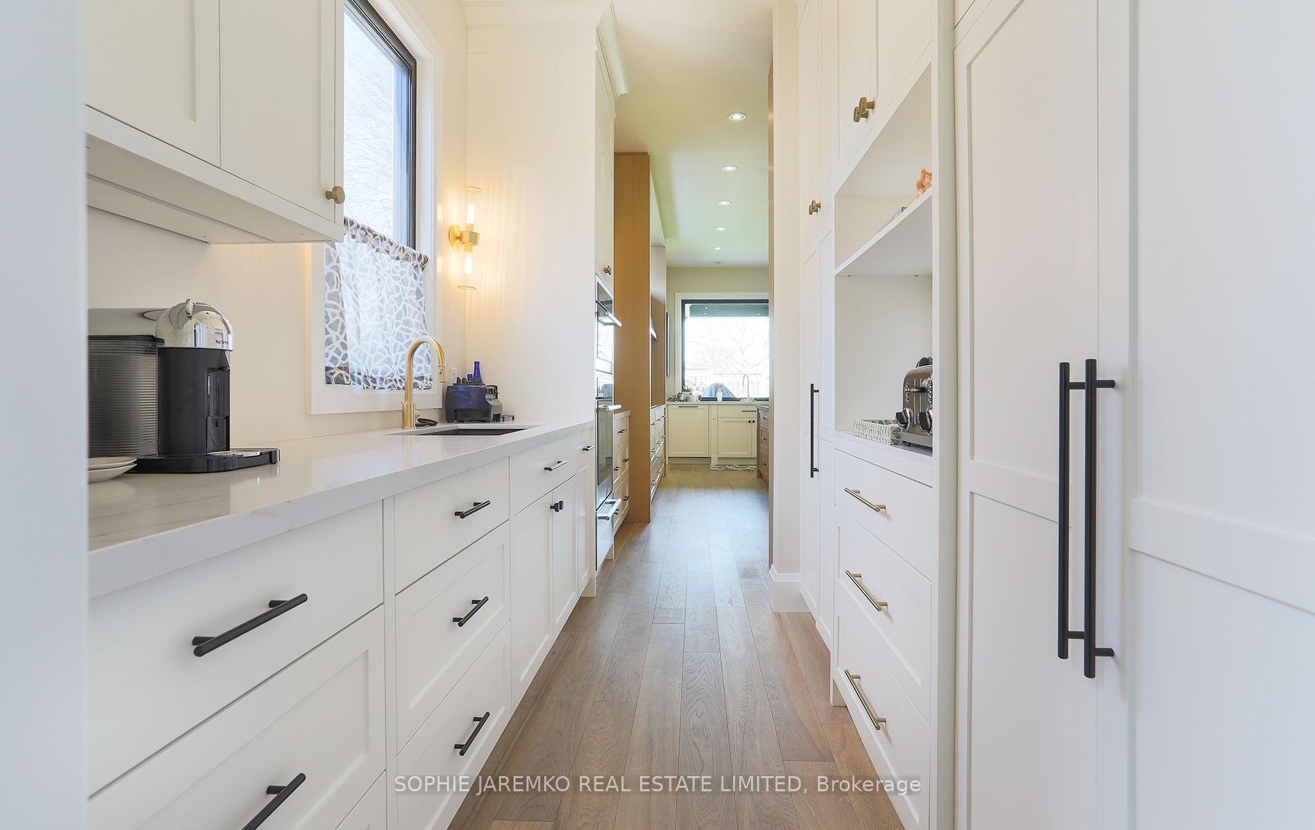 939 Melton Drive Property Photo 16