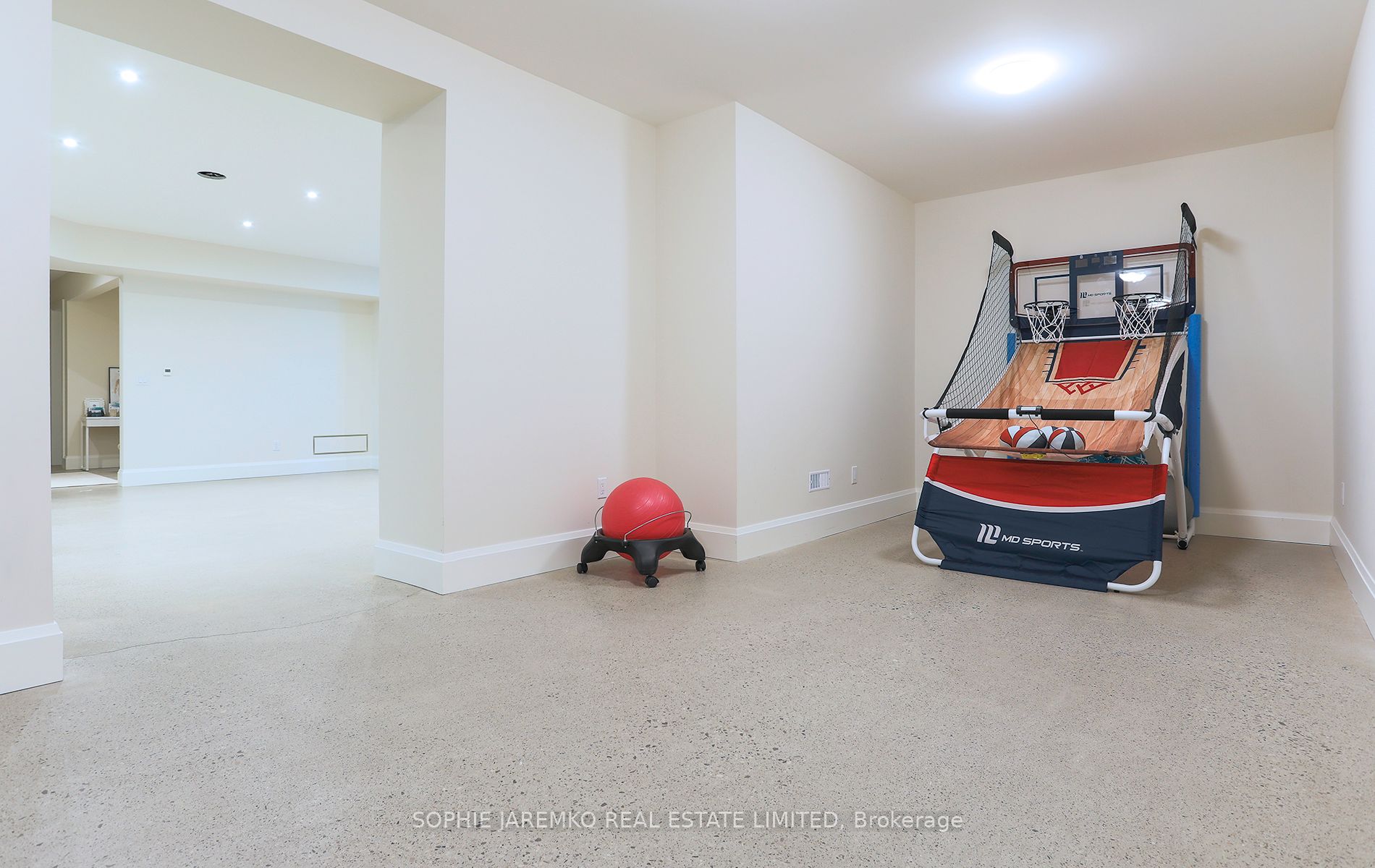 939 Melton Drive Property Photo 43