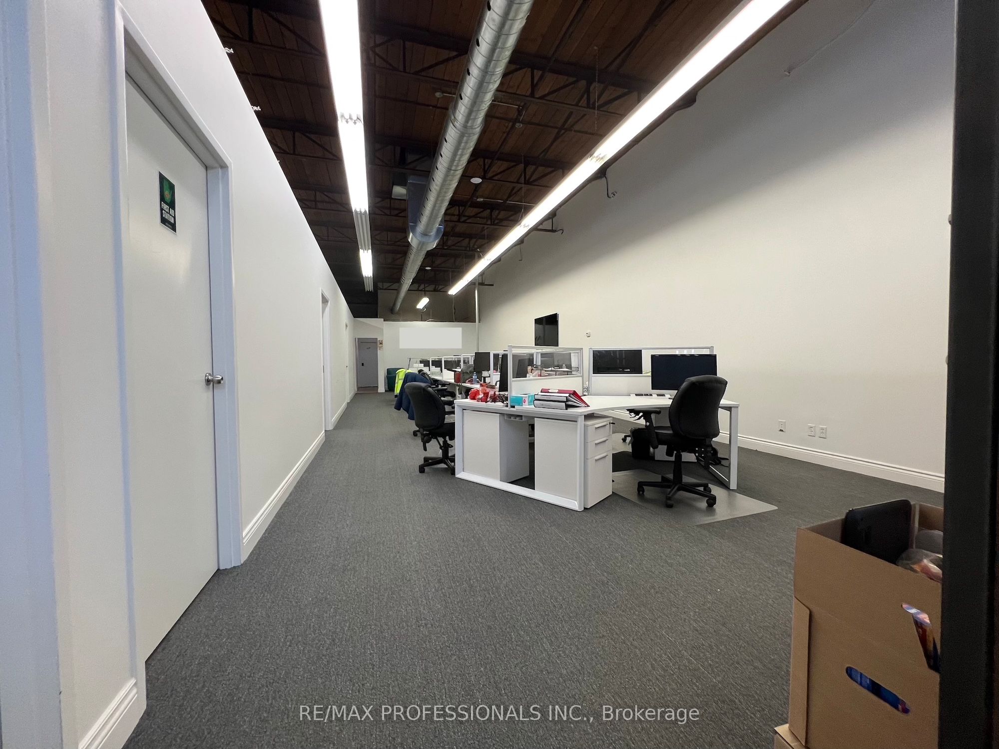 130 North Queen Street Property Photo 6