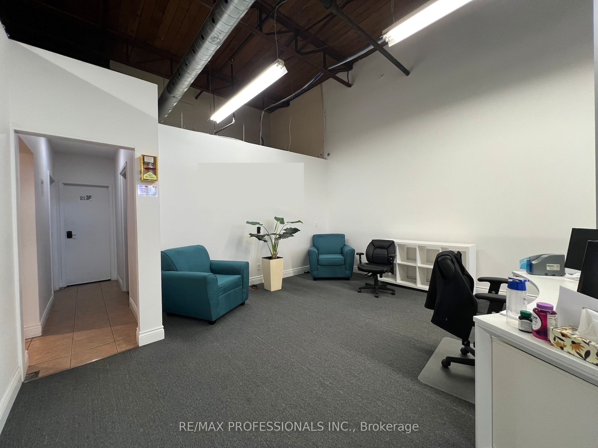 130 North Queen Street Property Photo 12