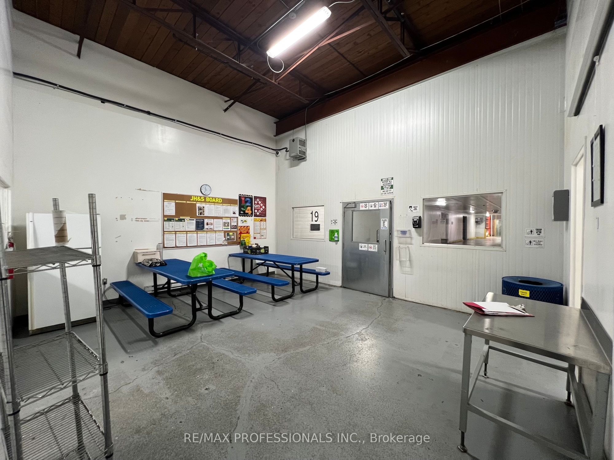 130 North Queen Street Property Photo 24