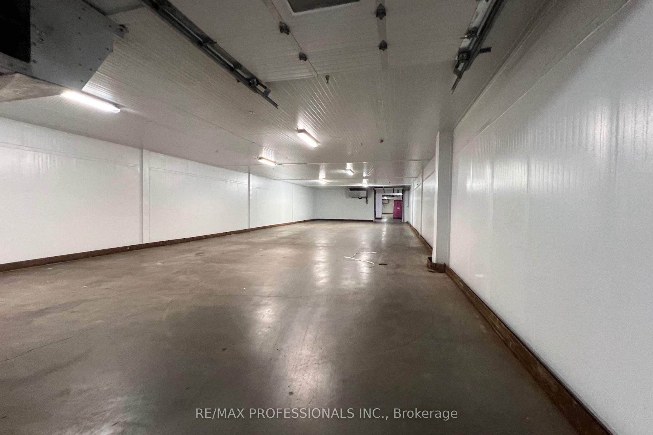 130 North Queen Street Property Photo 29