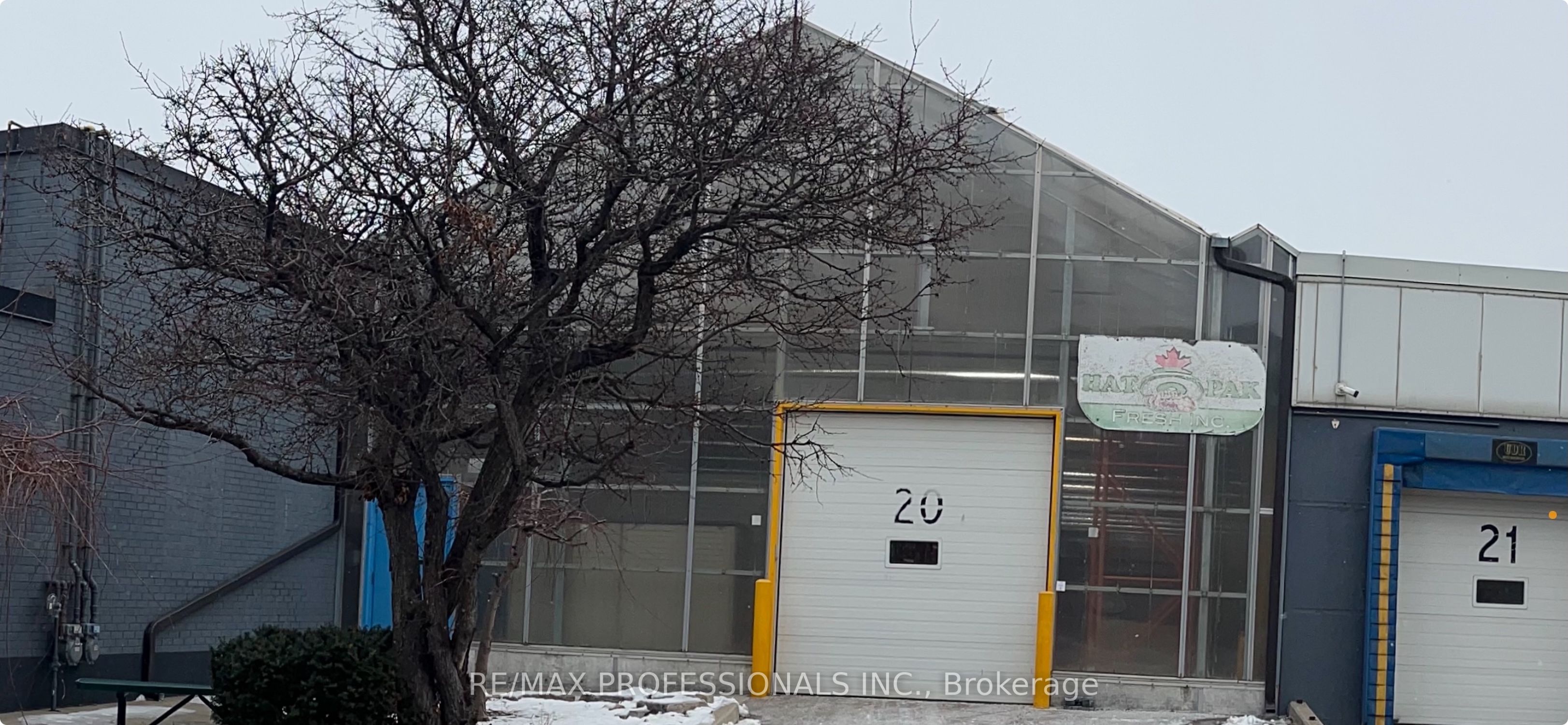 130 North Queen Street Property Photo 32