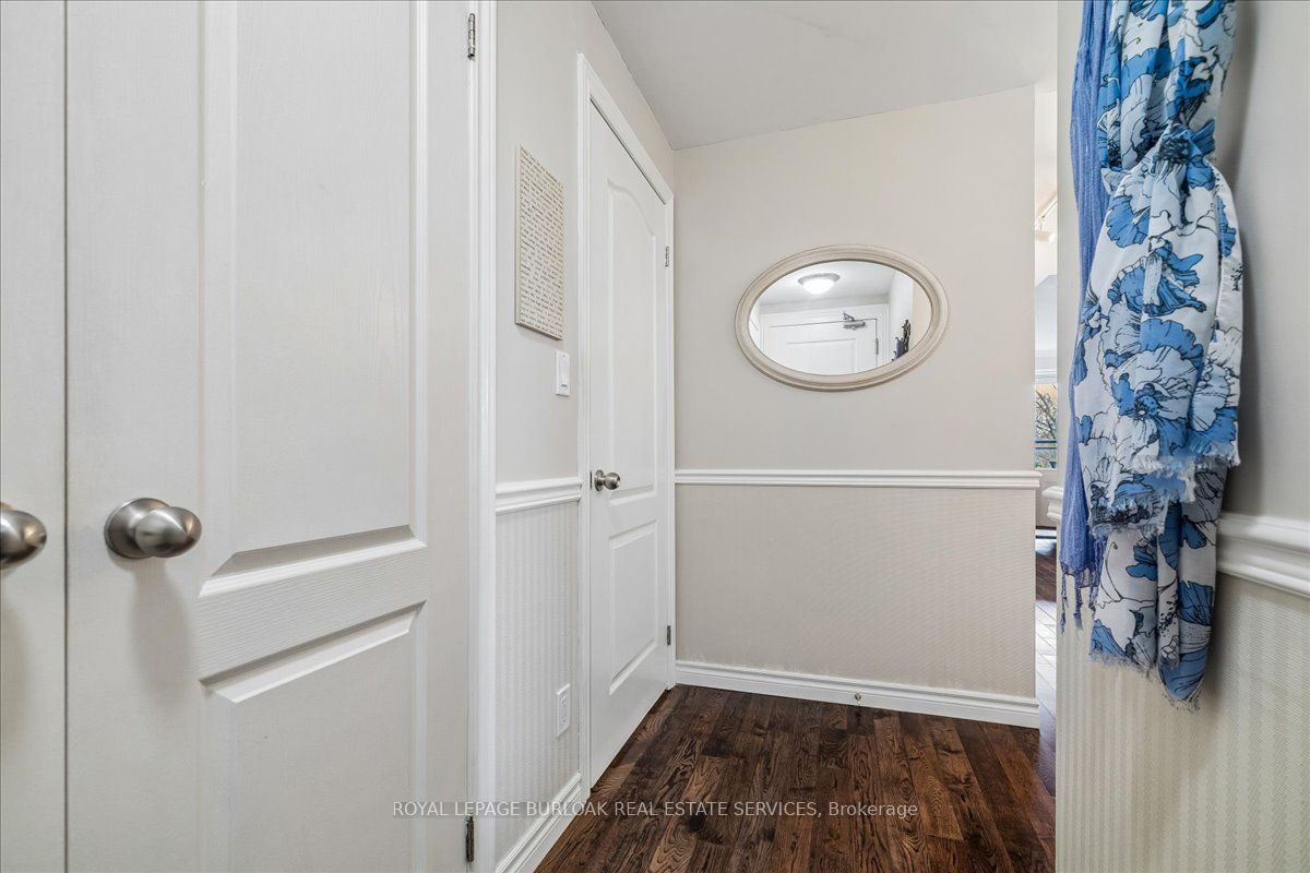 34 Plains Road E 408 Property Photo 6