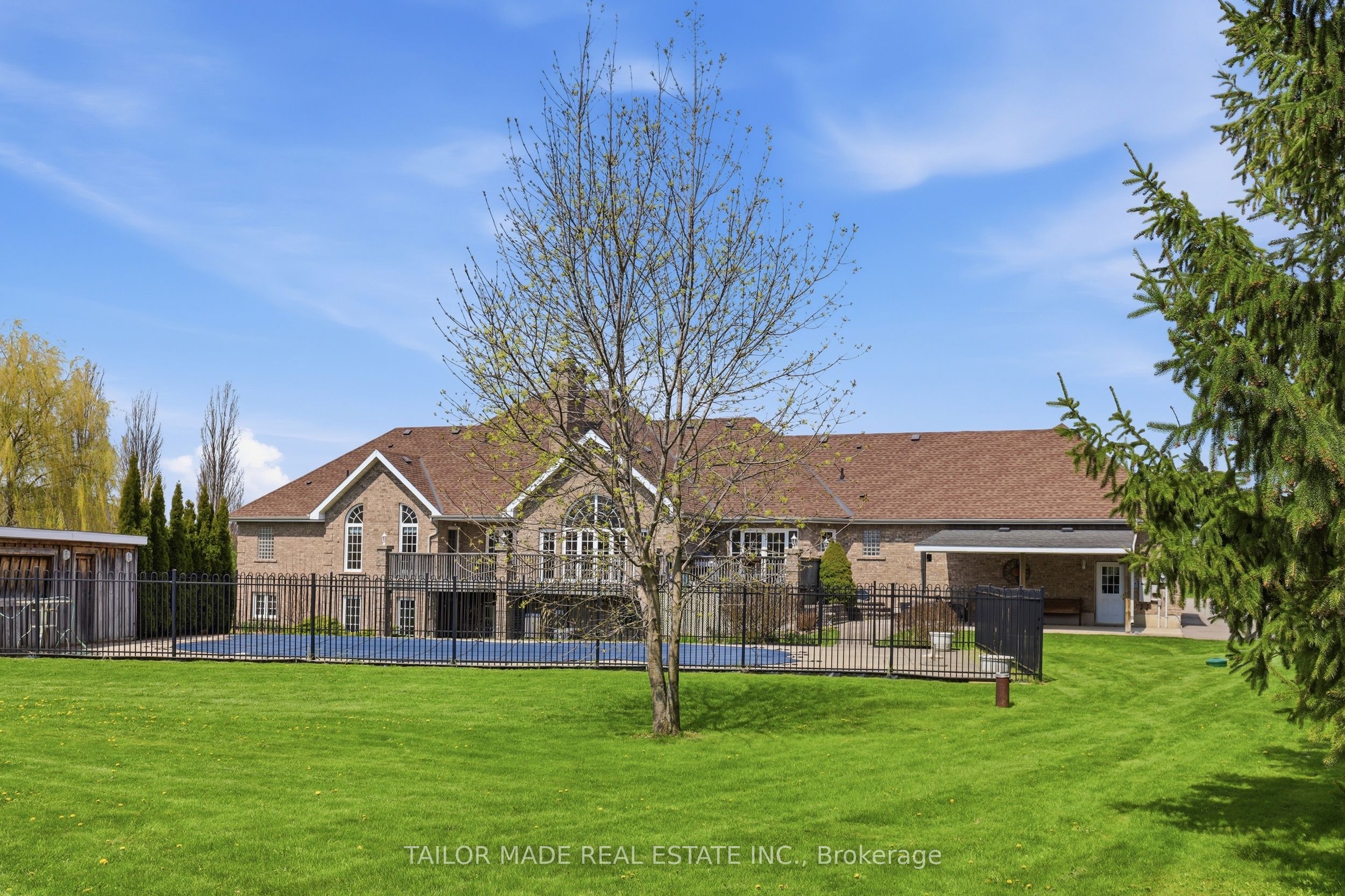 1749 Station Road Property Photo 2