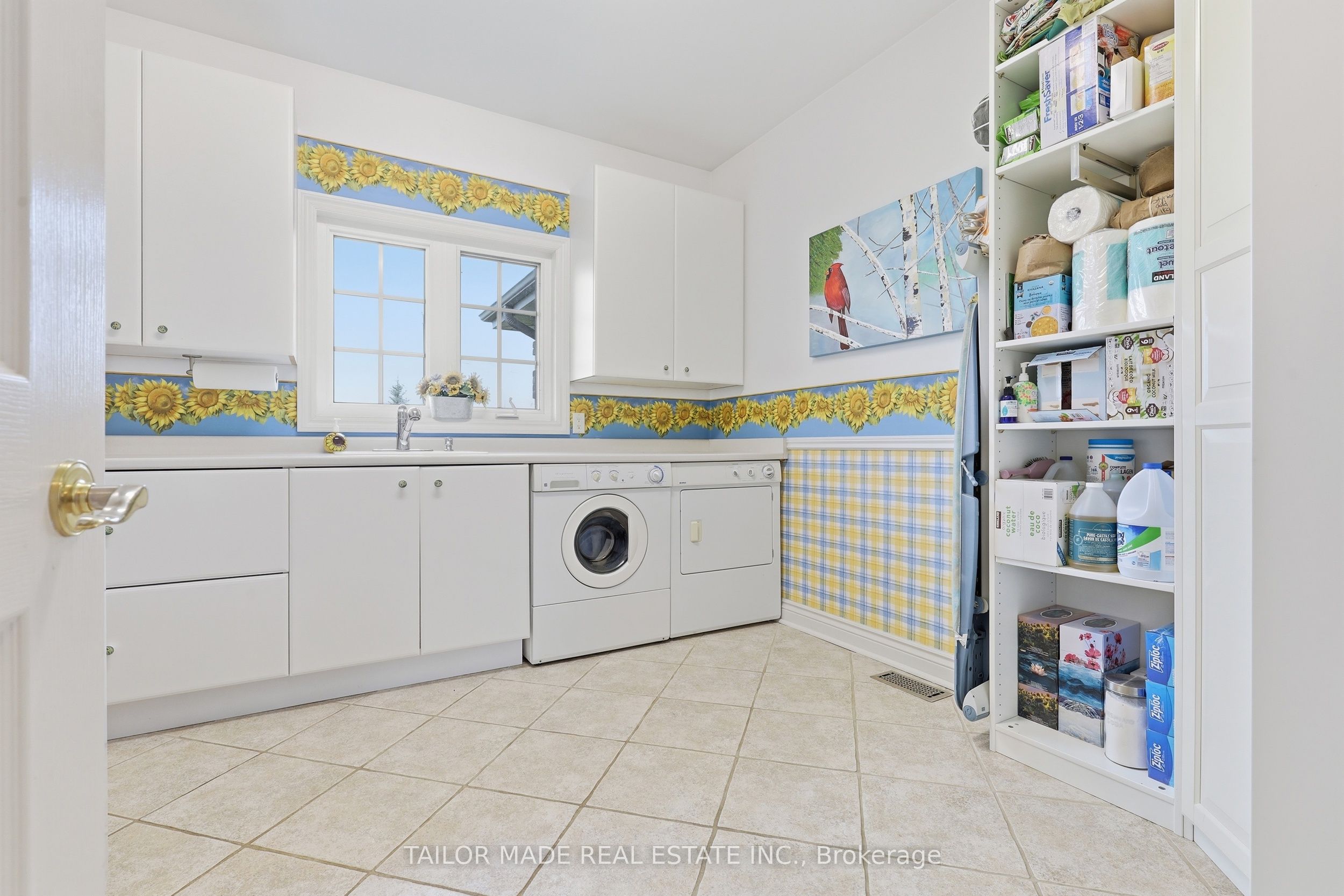 1749 Station Road Property Photo 9