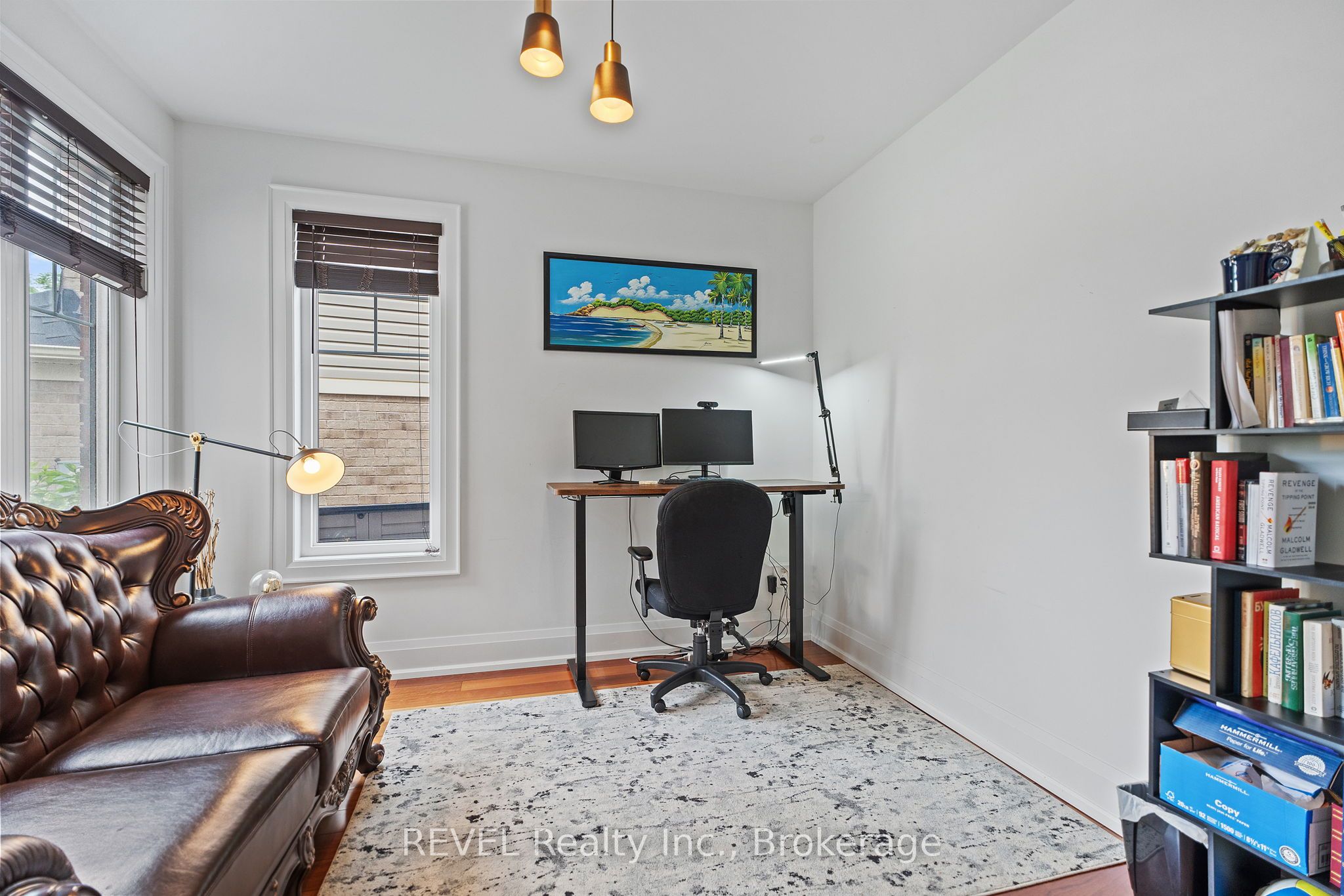 401 Schreyer Crescent Property Photo 7