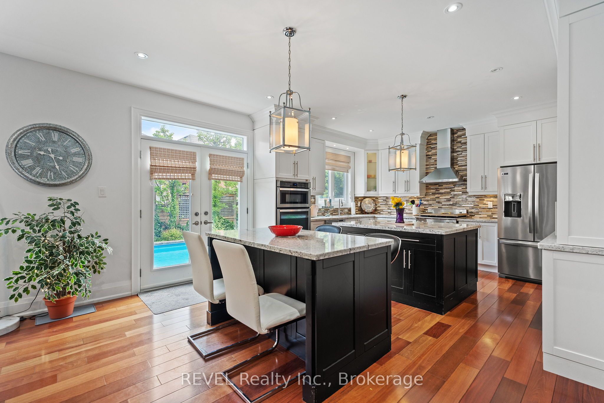 401 Schreyer Crescent Property Photo 10