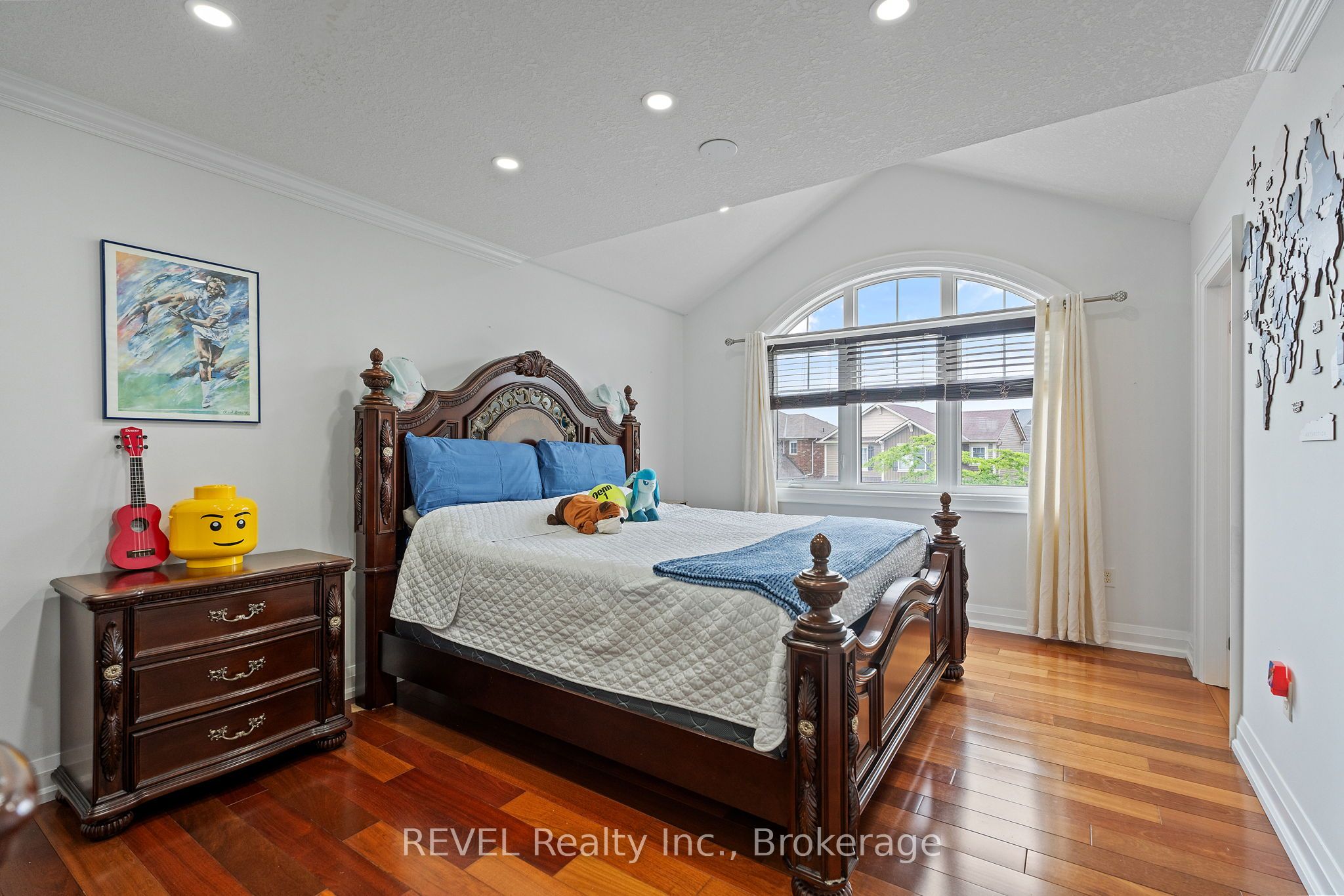 401 Schreyer Crescent Property Photo 28