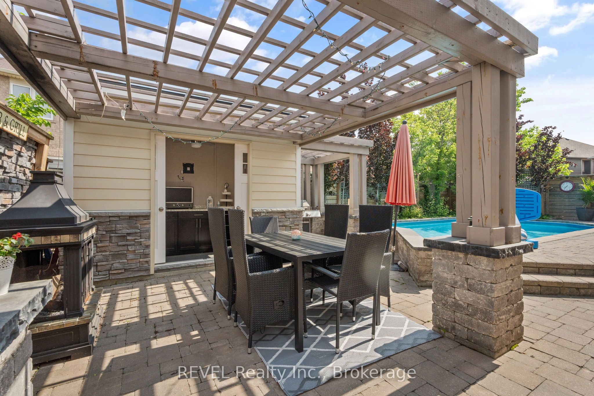 401 Schreyer Crescent Property Photo 36