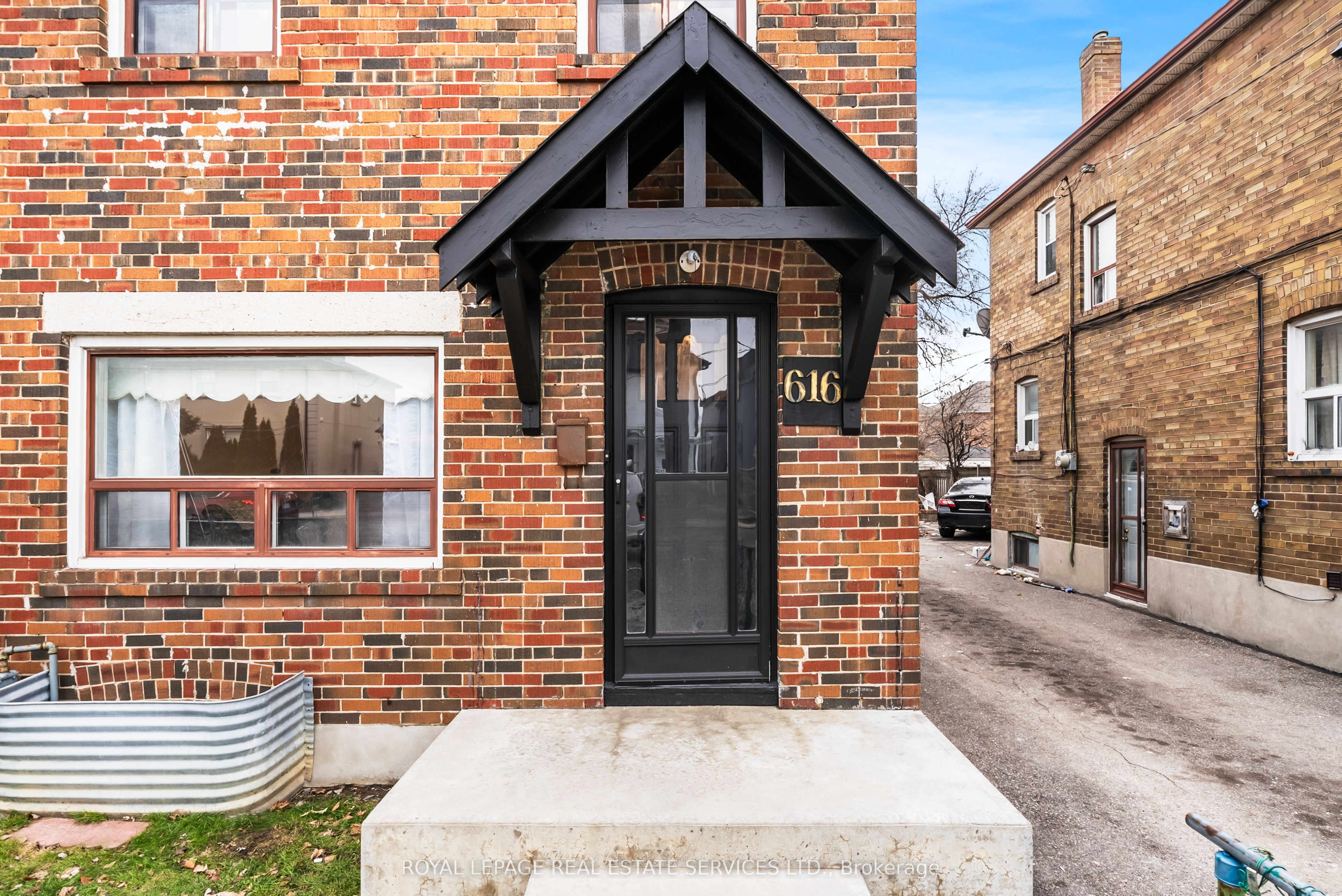 616 Old Weston Road