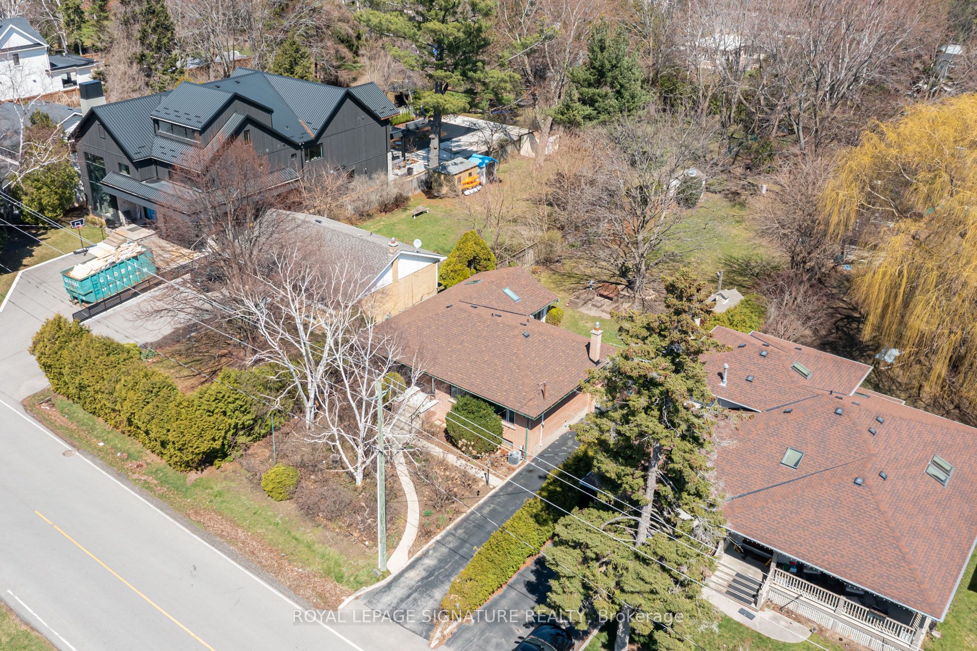 411 Maplehurst Avenue Property Photo 1