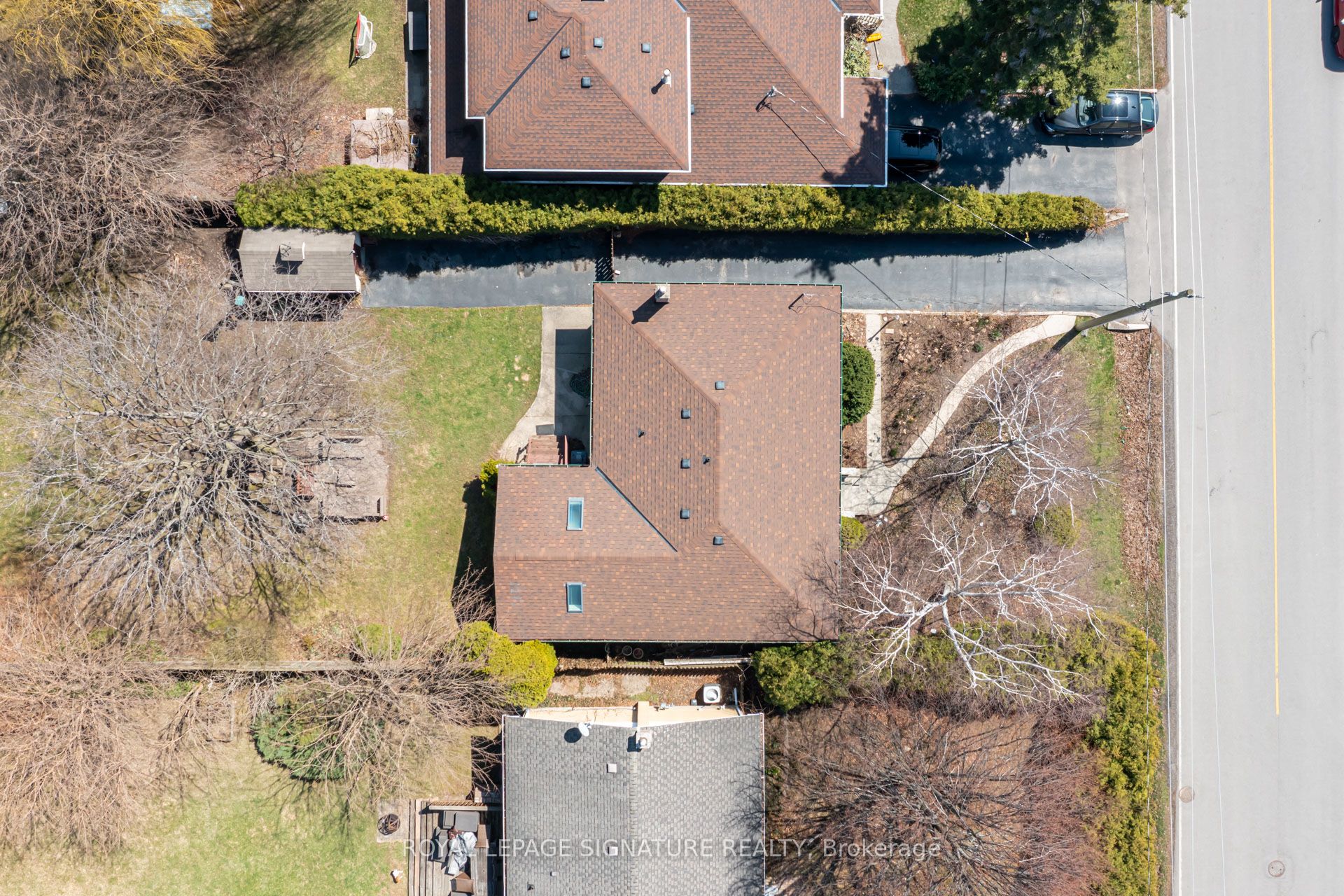 411 Maplehurst Avenue Property Photo 3