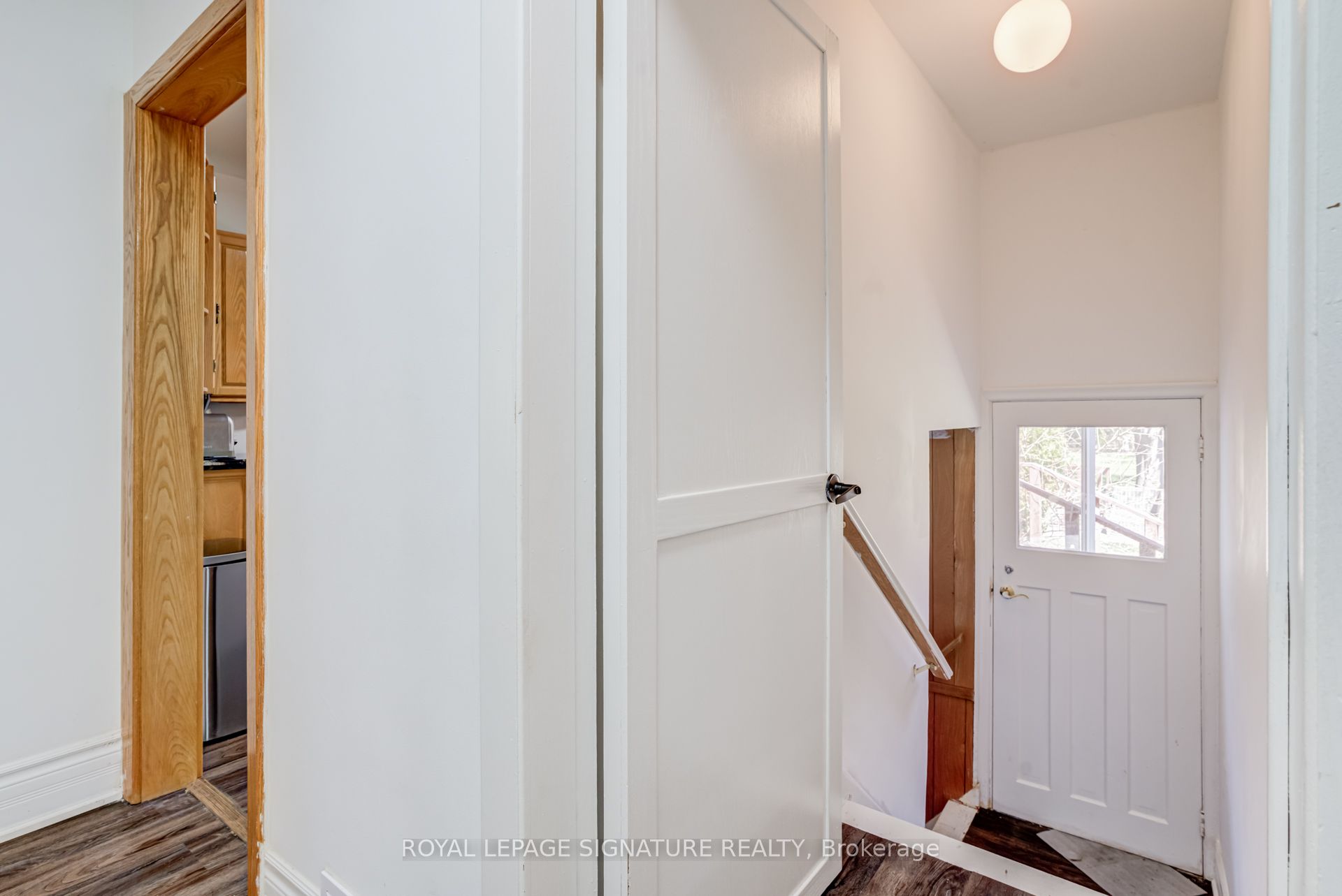 411 Maplehurst Avenue Property Photo 19