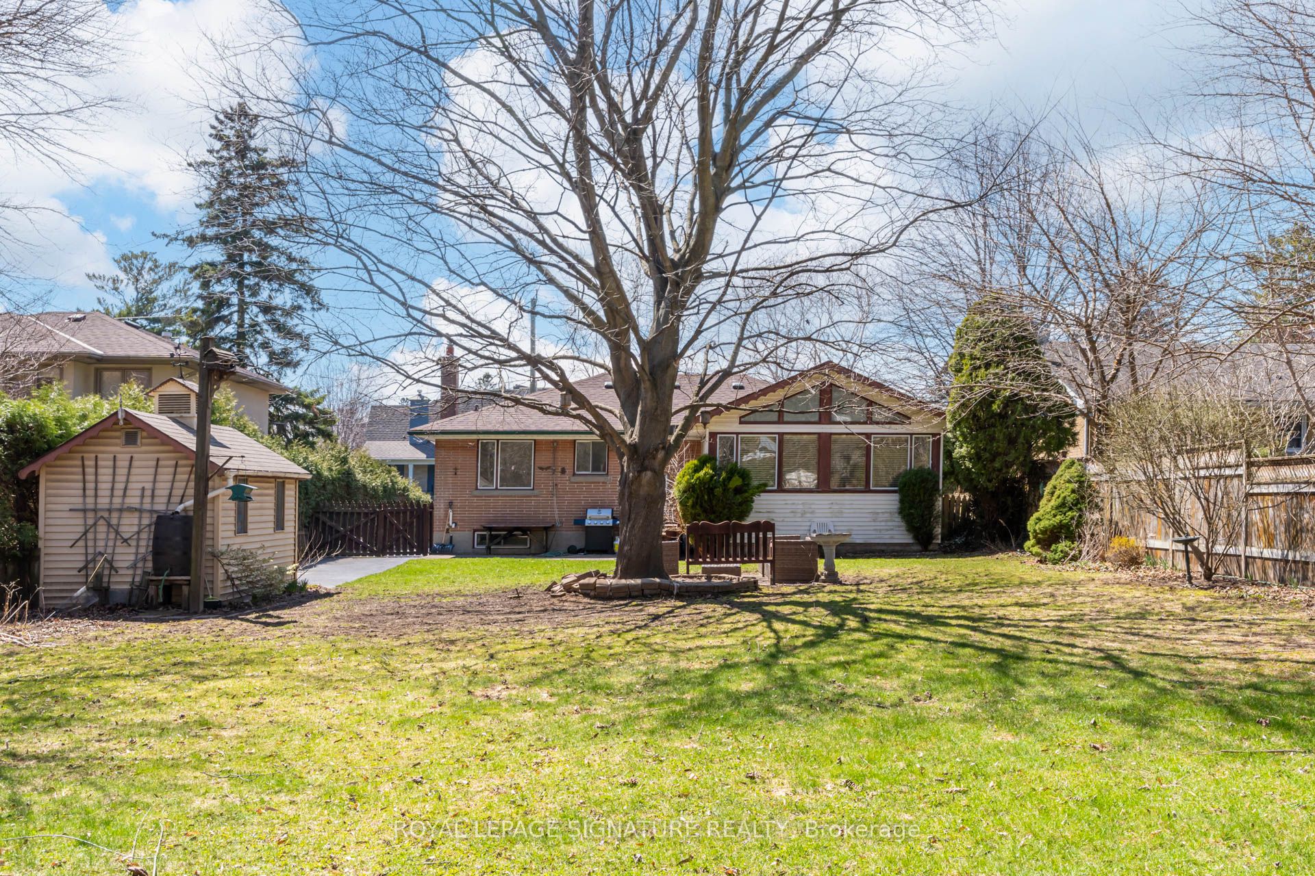411 Maplehurst Avenue Property Photo 25