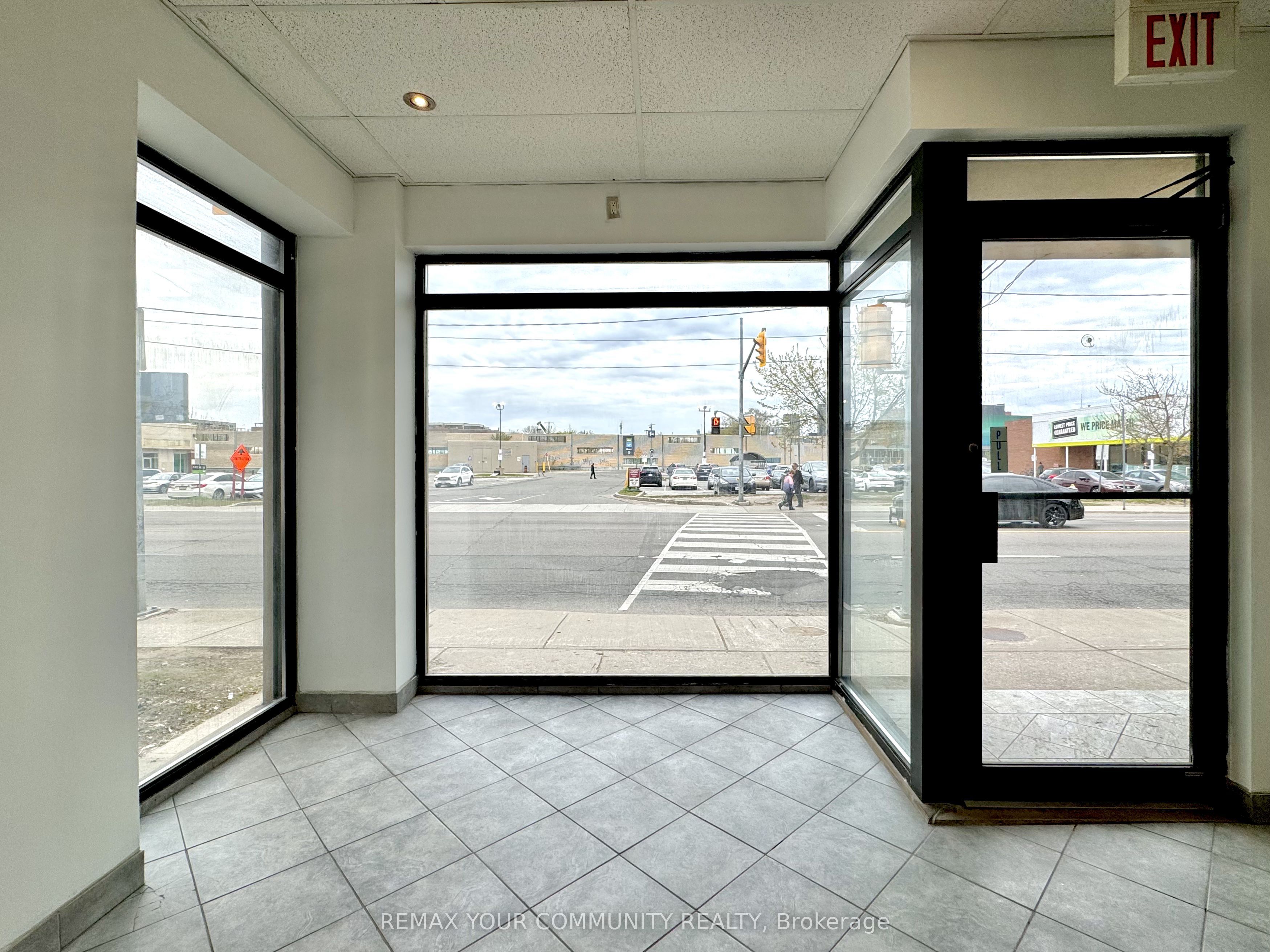 2417 Dundas Street W Main Property Photo 5