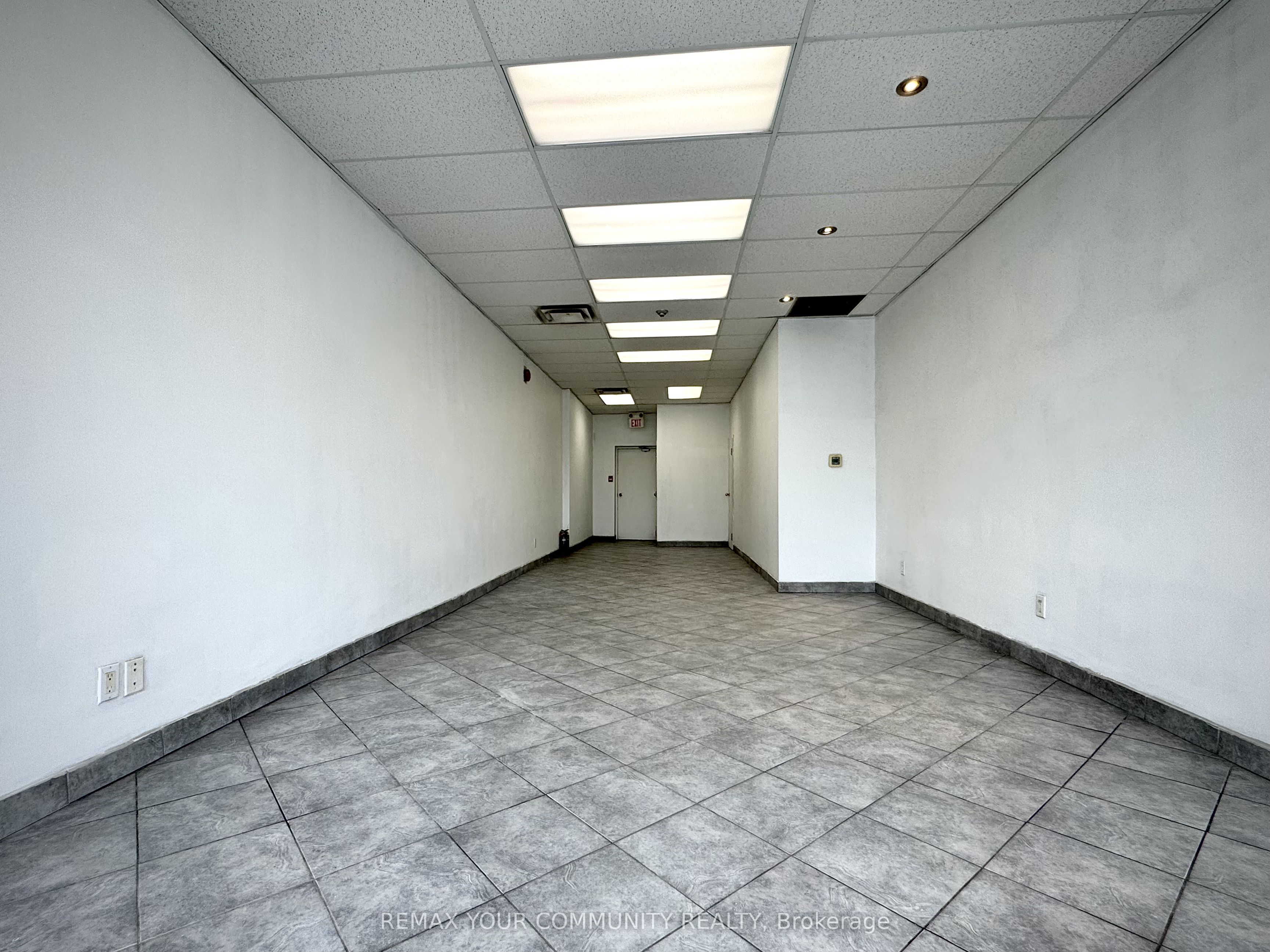 2417 Dundas Street W Main Property Photo 8