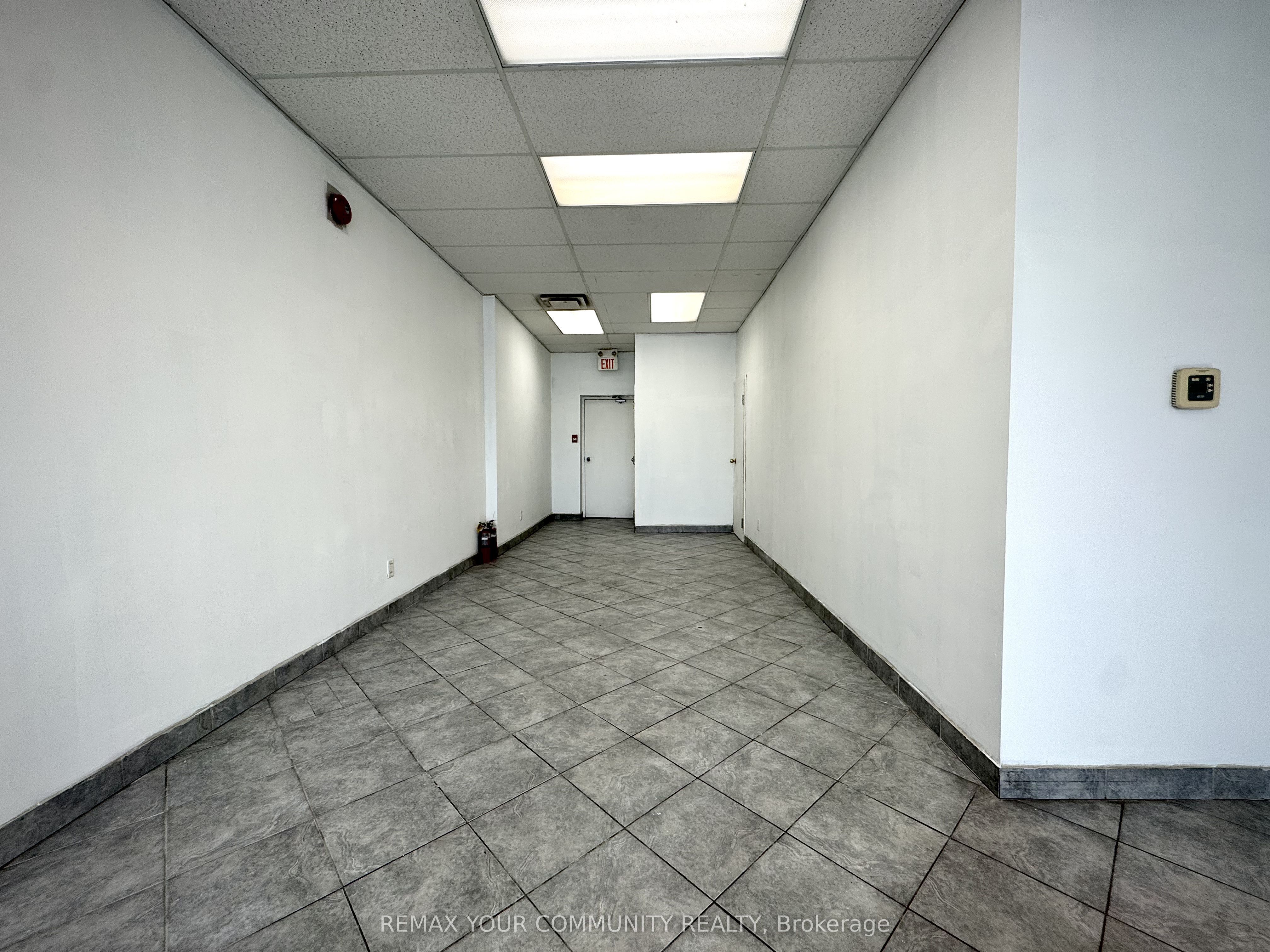 2417 Dundas Street W Main Property Photo 9