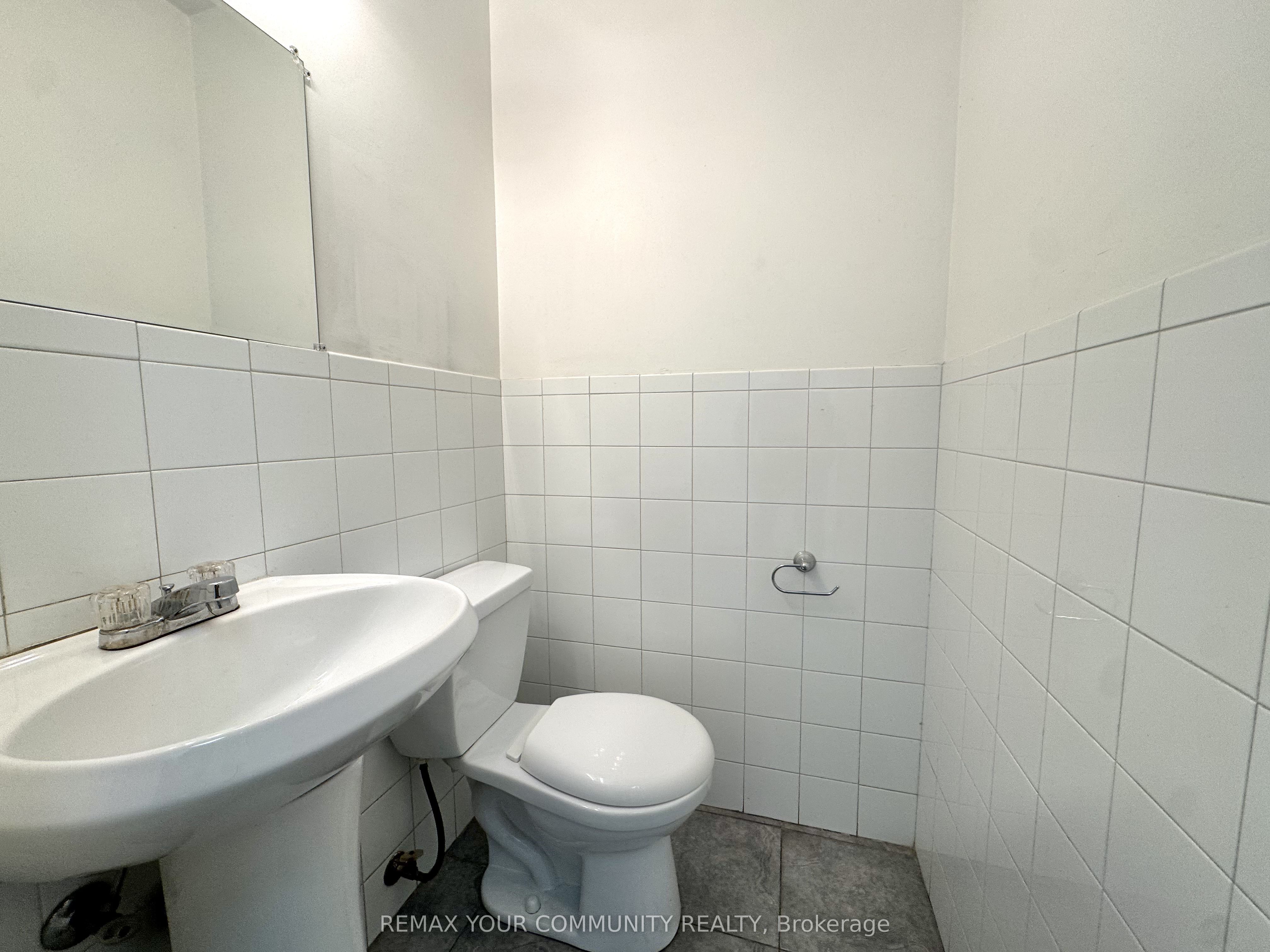 2417 Dundas Street W Main Property Photo 11