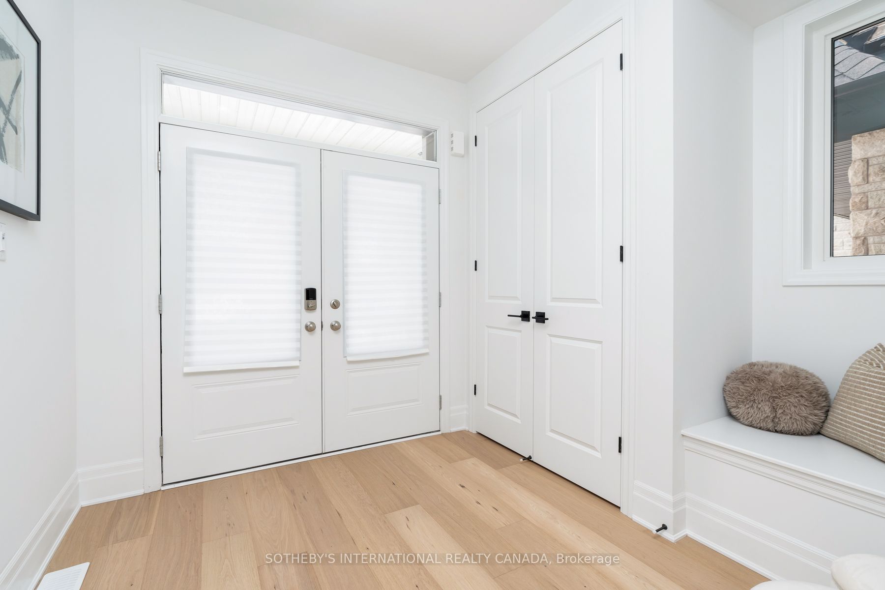 1556 Cookman Drive Property Photo 3