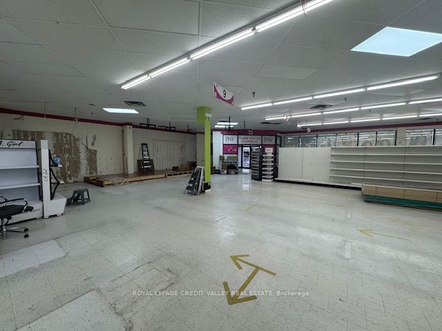 200 County Court Boulevard B02-b03 Property Photo 9