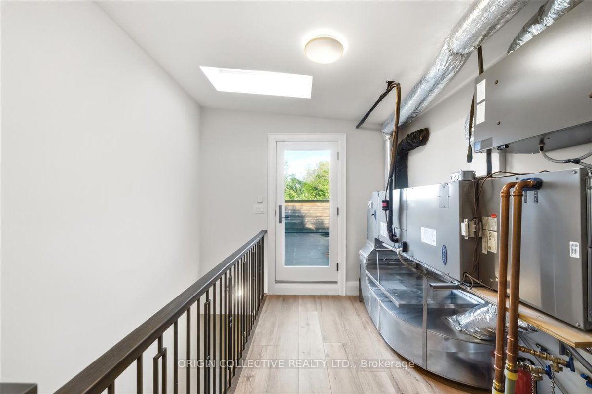79 Wilson Street E Property Photo 19