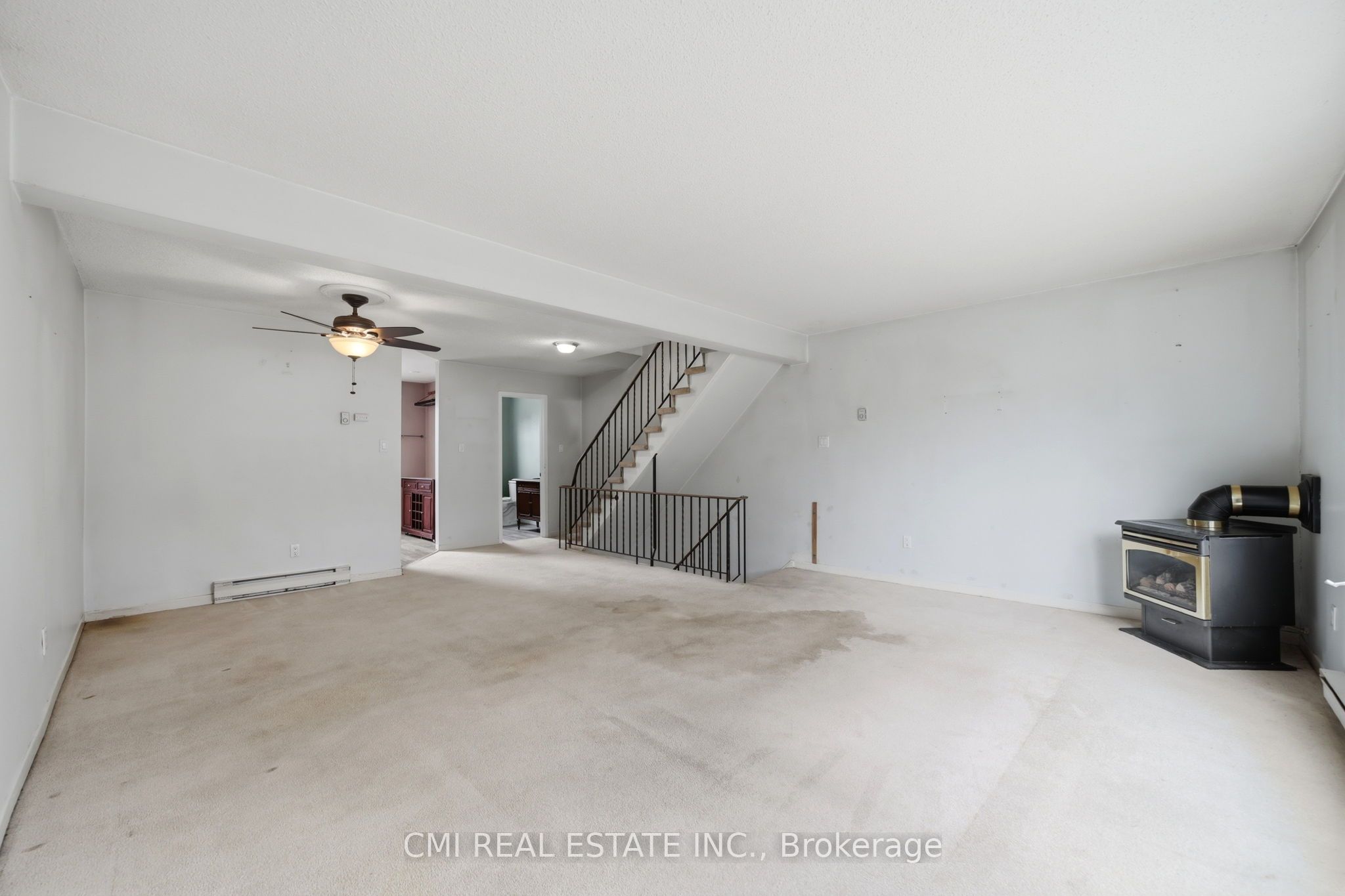 2440 Bromsgrove Road 71 Property Photo 3