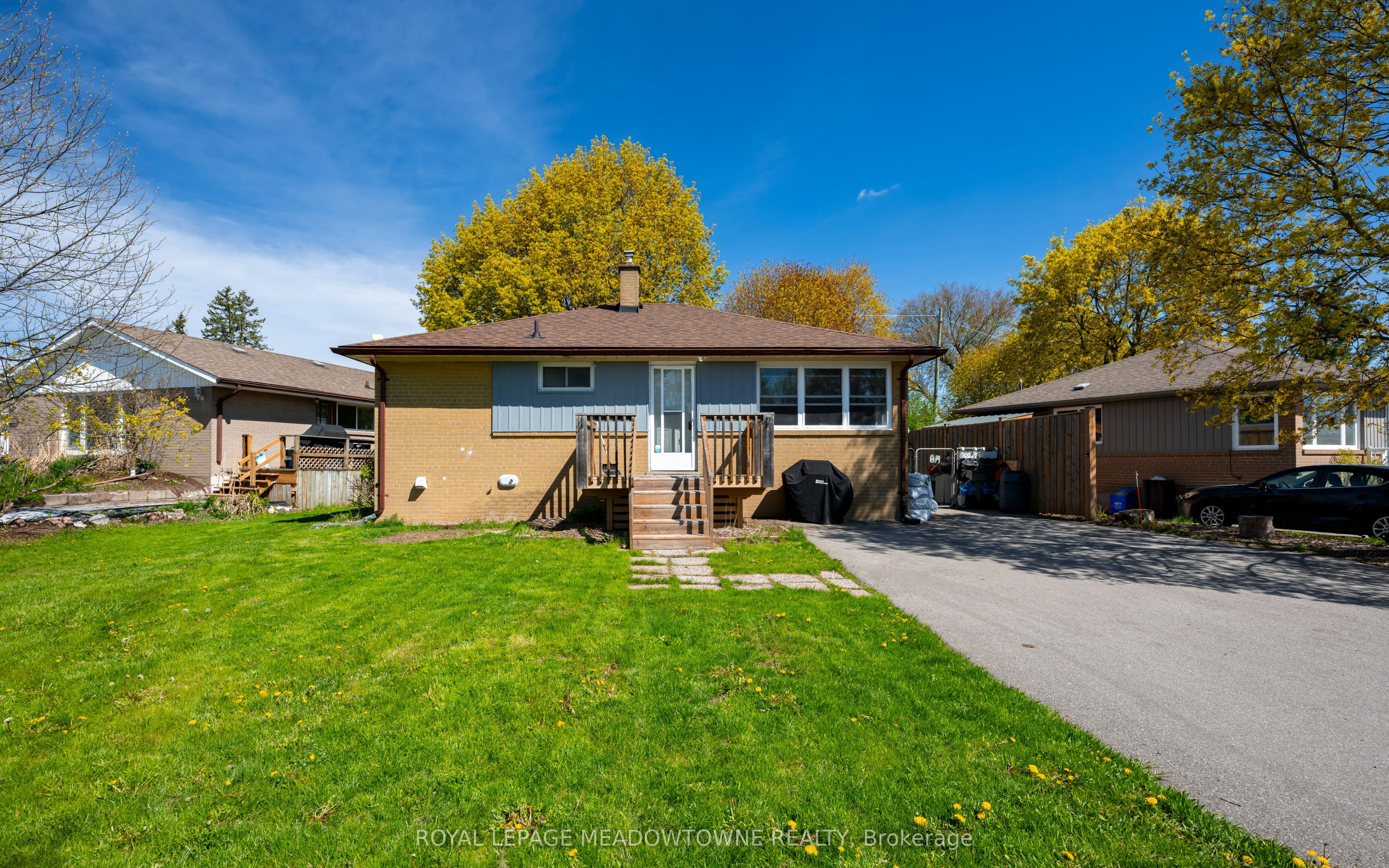 169 Longfield Road Property Photo 3