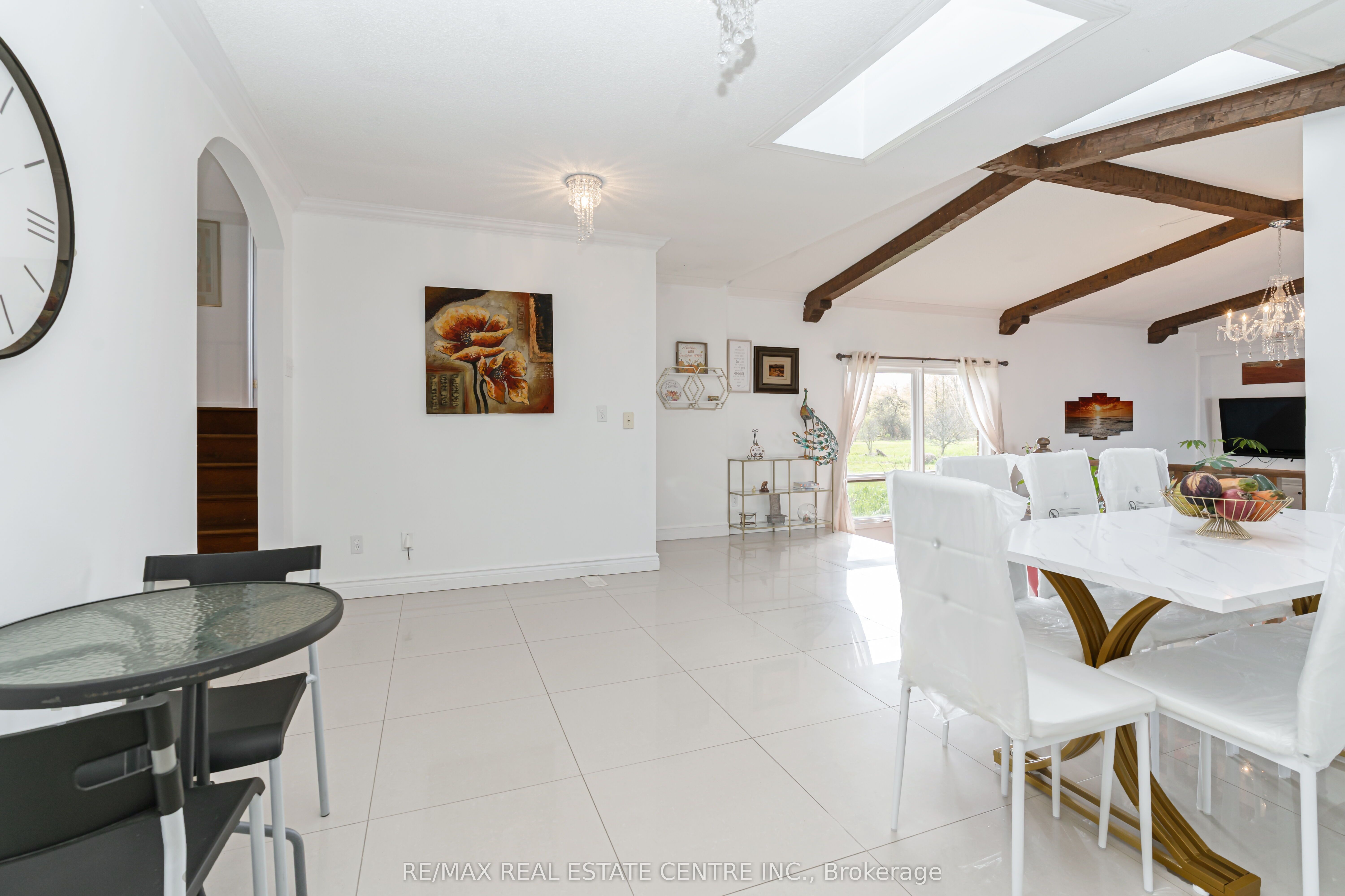 6649 25 Side Road Property Photo 12