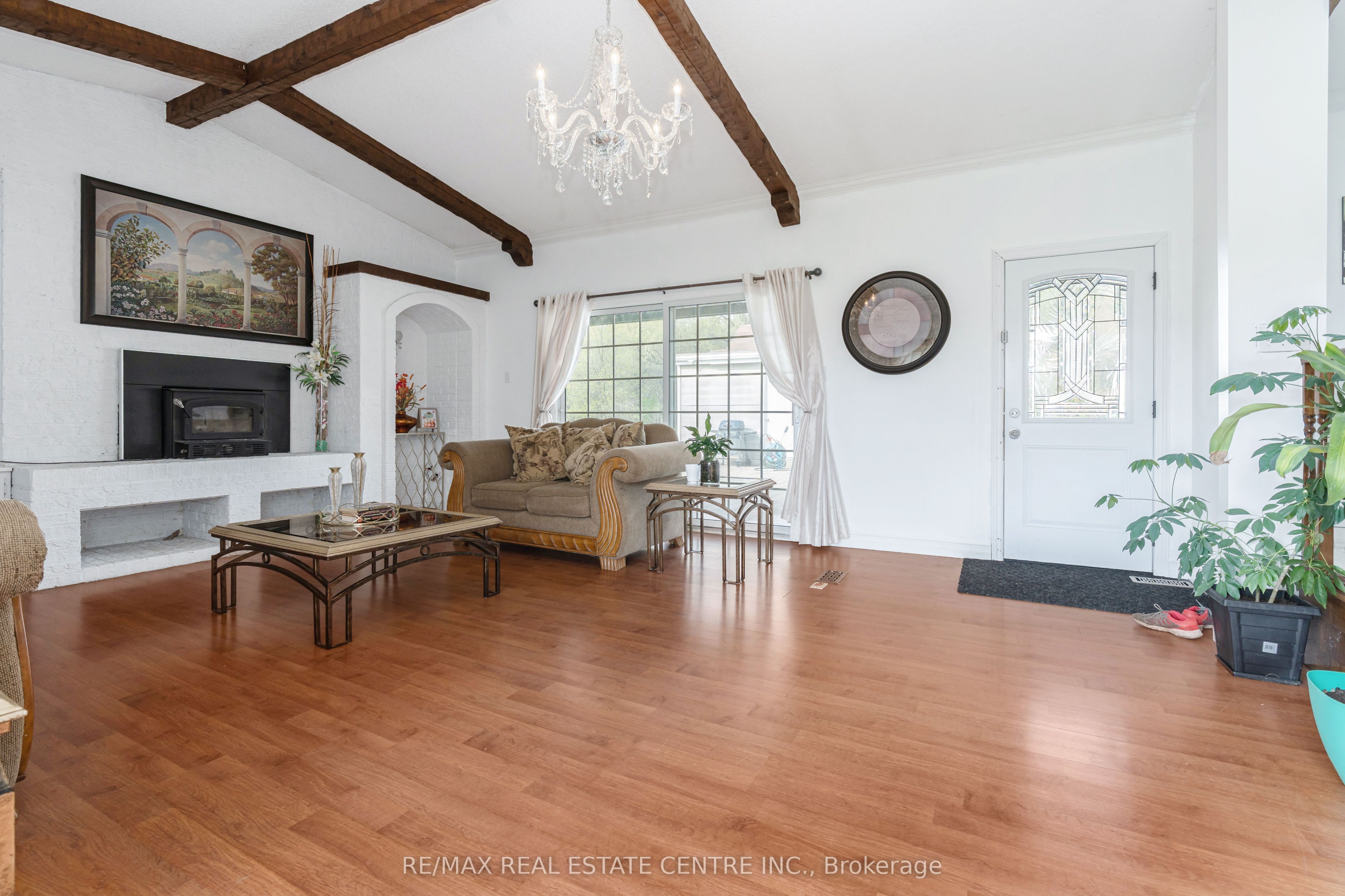 6649 25 Side Road Property Photo 17