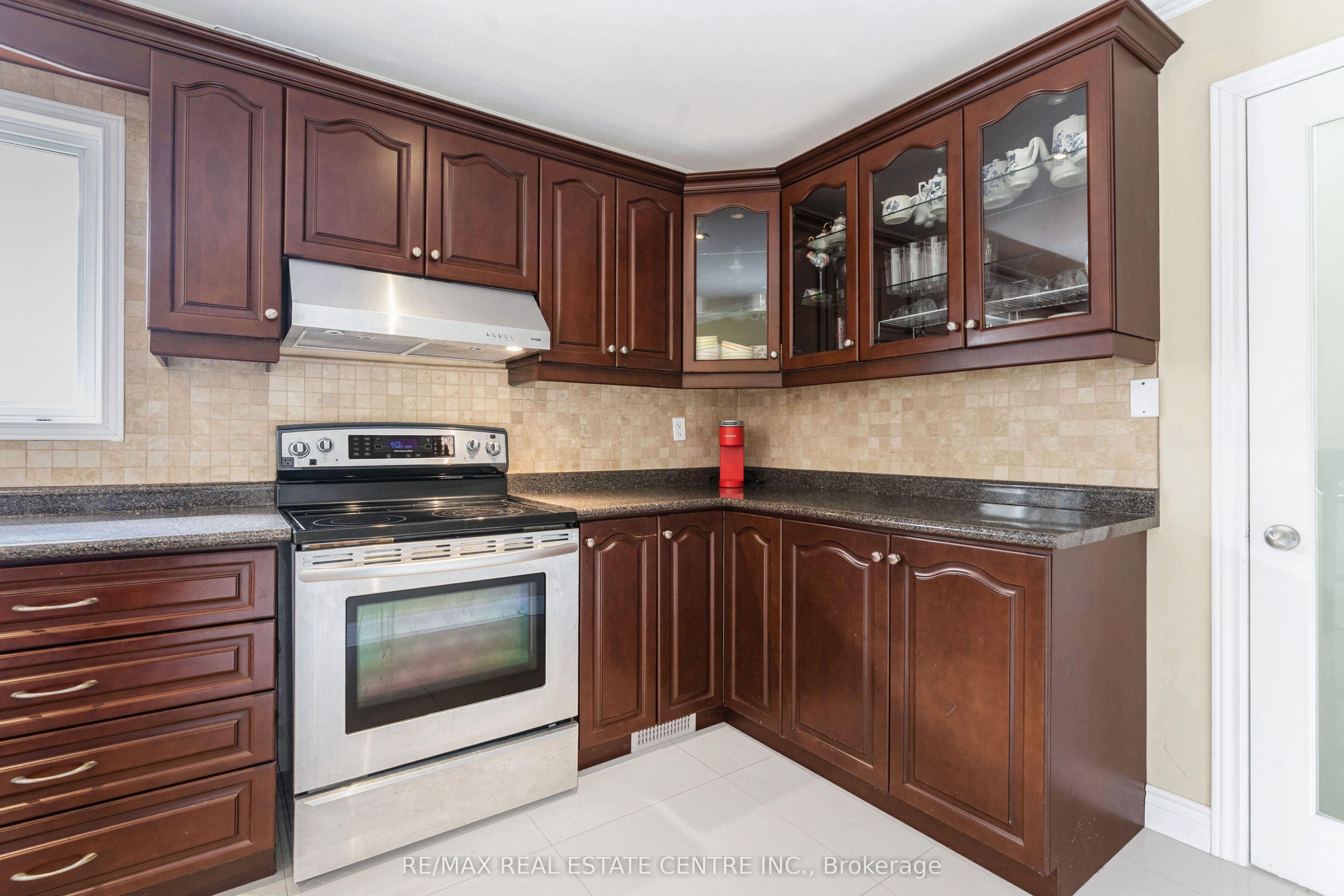 6649 25 Side Road Property Photo 20