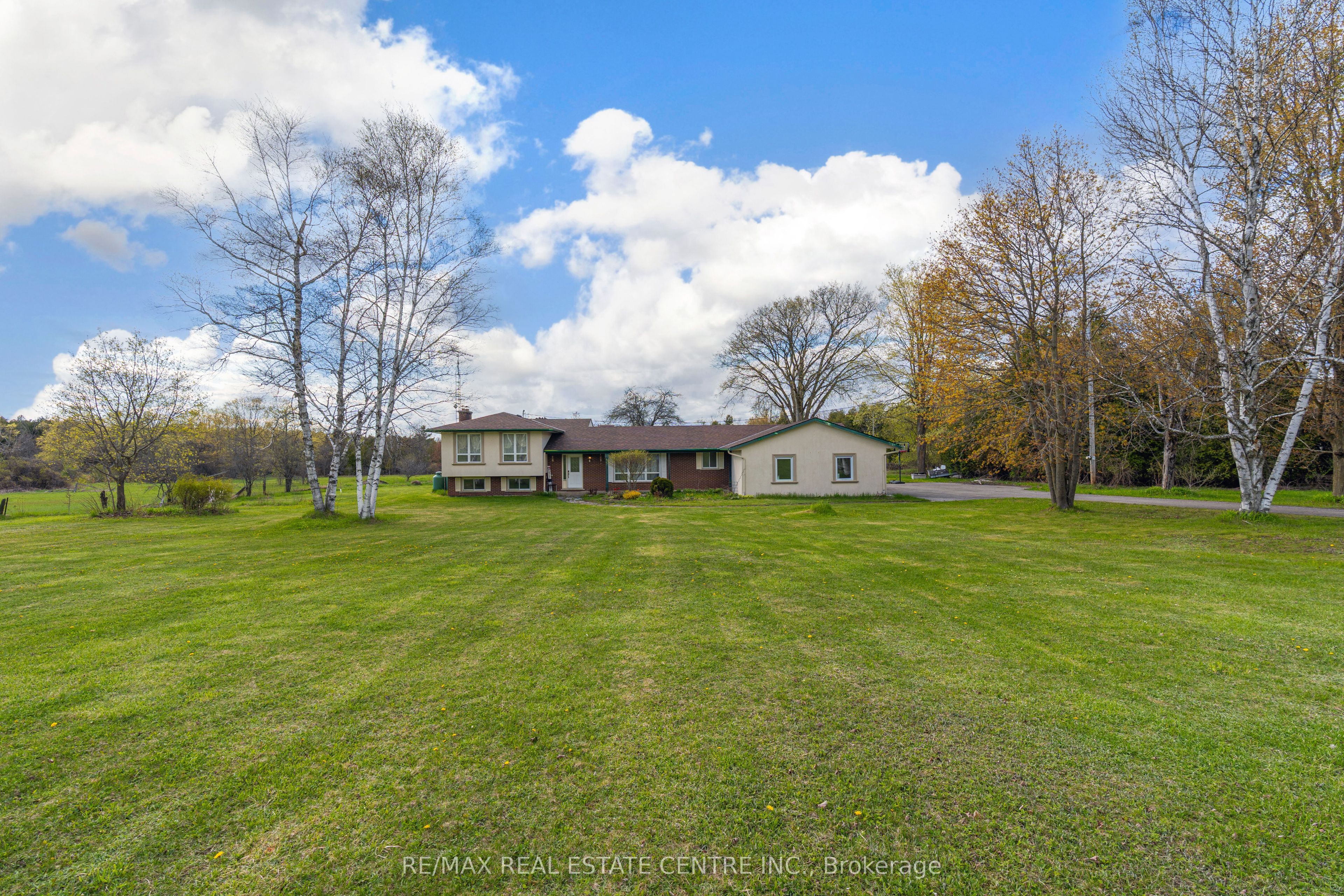 6649 25 Side Road Property Photo 38