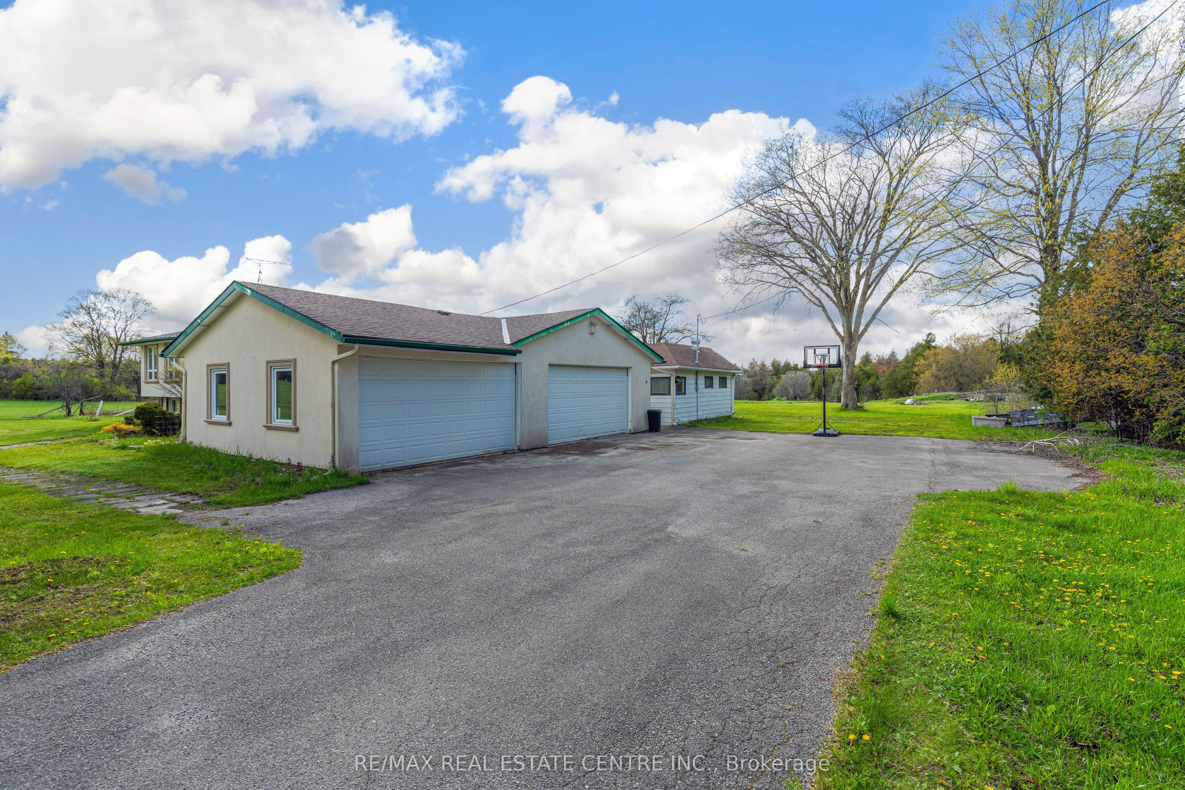 6649 25 Side Road Property Photo 42