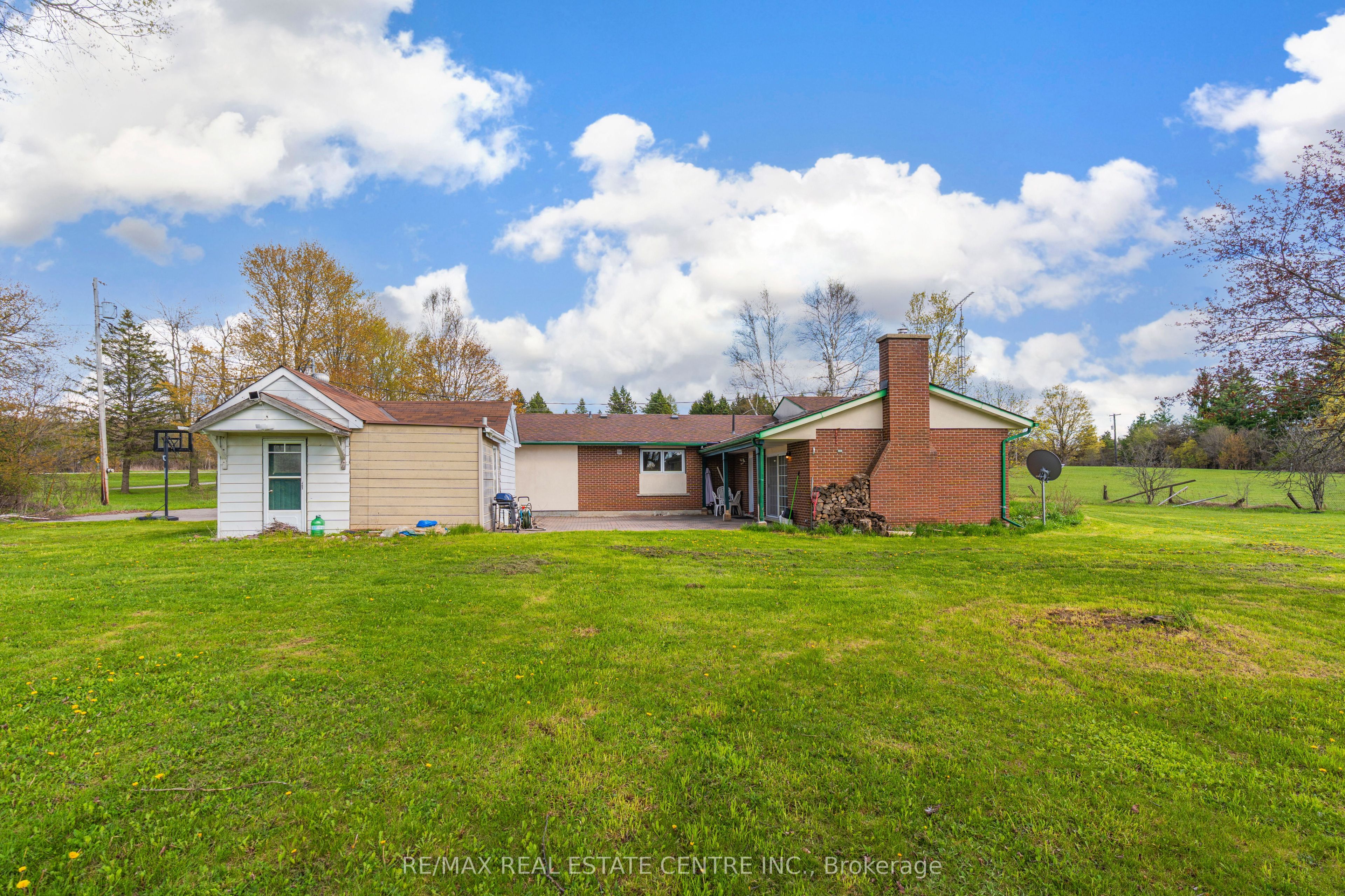 6649 25 Side Road Property Photo 49