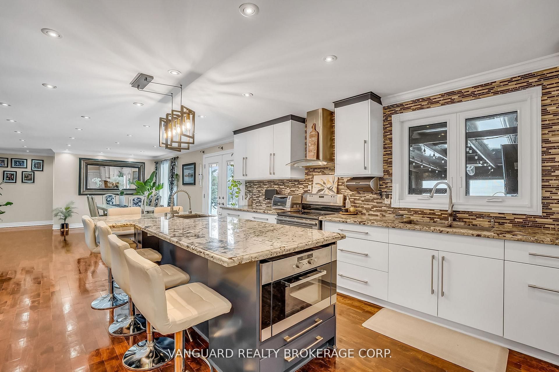 8070 Hornby Road Property Photo 15