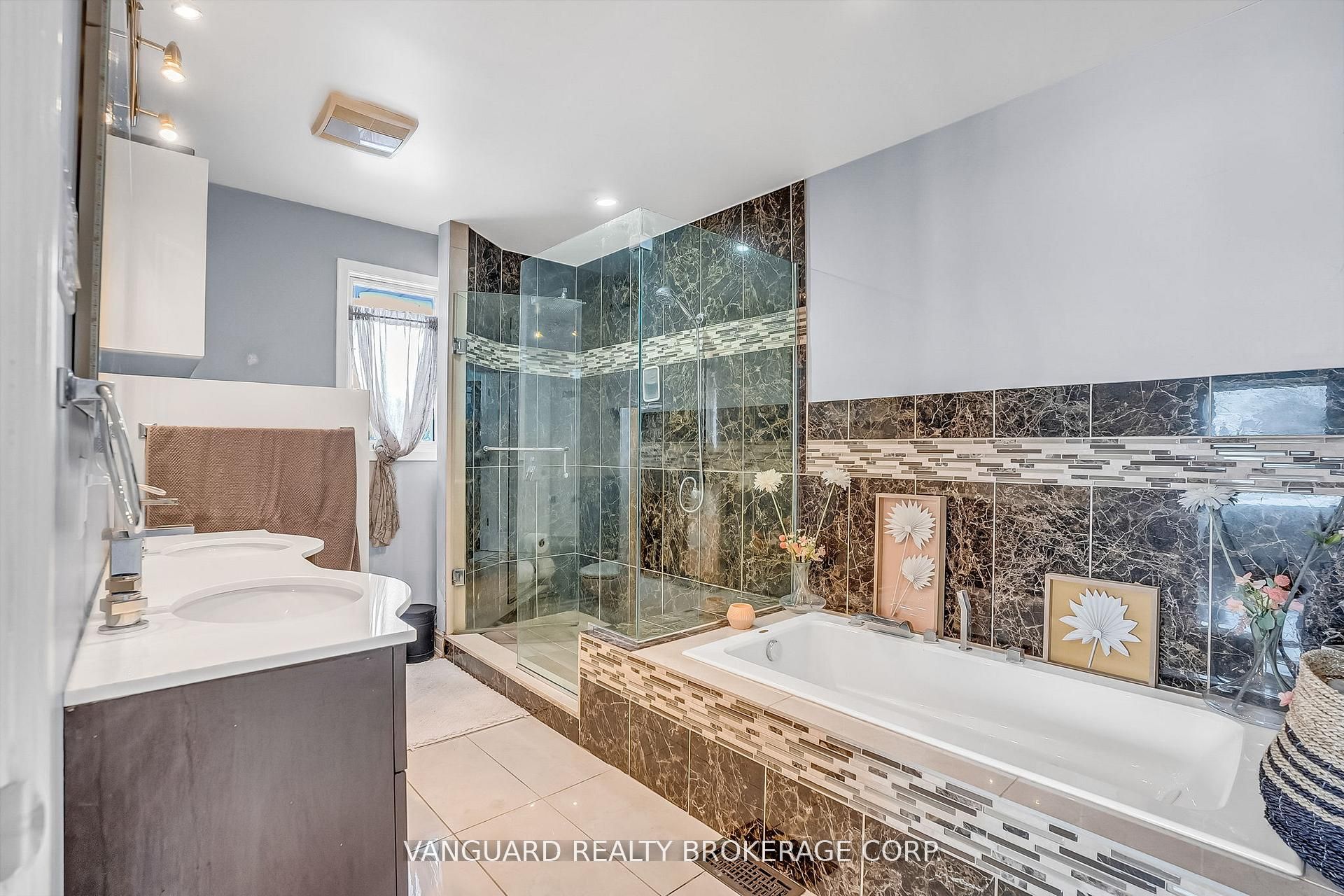8070 Hornby Road Property Photo 23