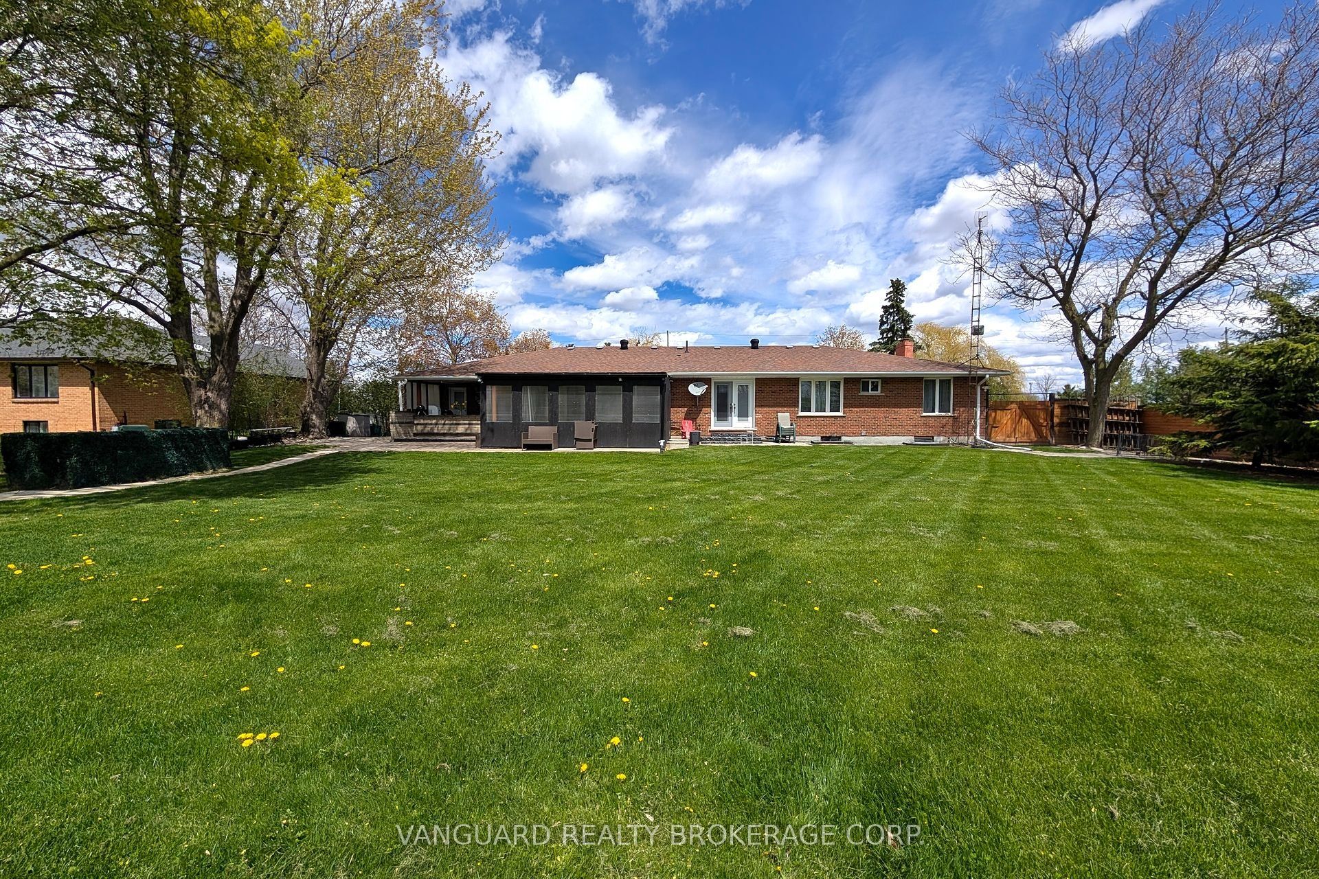 8070 Hornby Road Property Photo 44