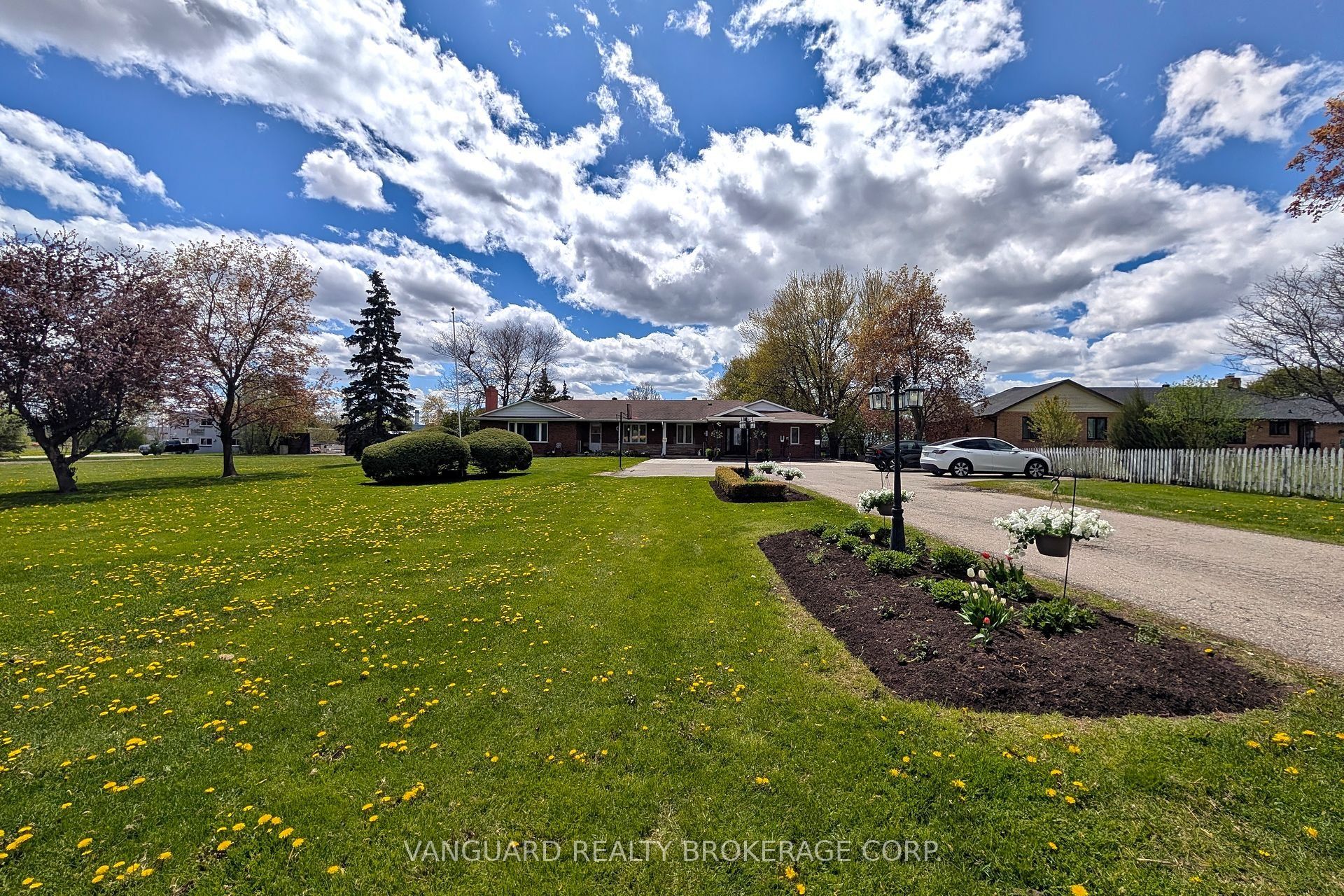 8070 Hornby Road Property Photo 23