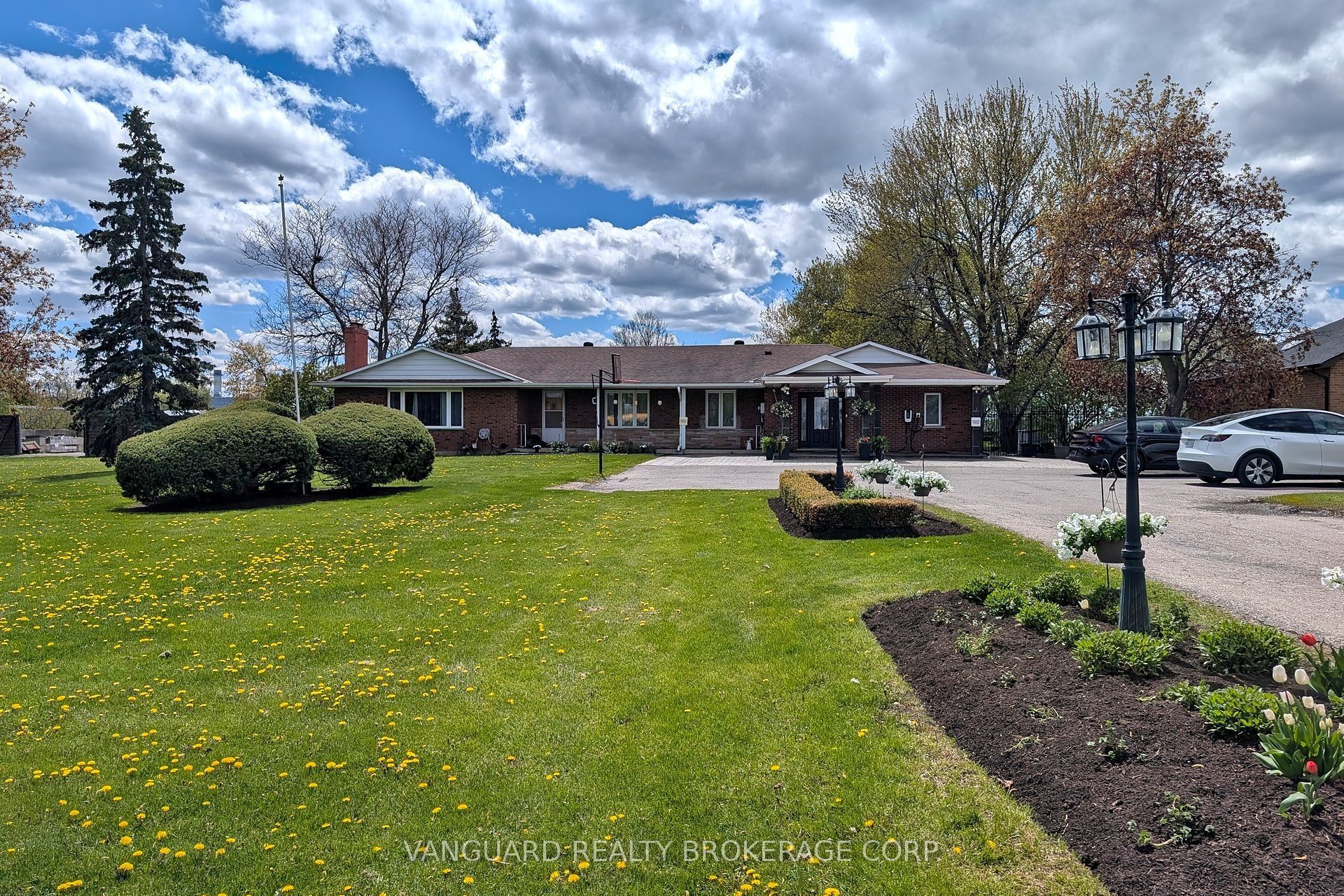 8070 Hornby Road Property Photo 25