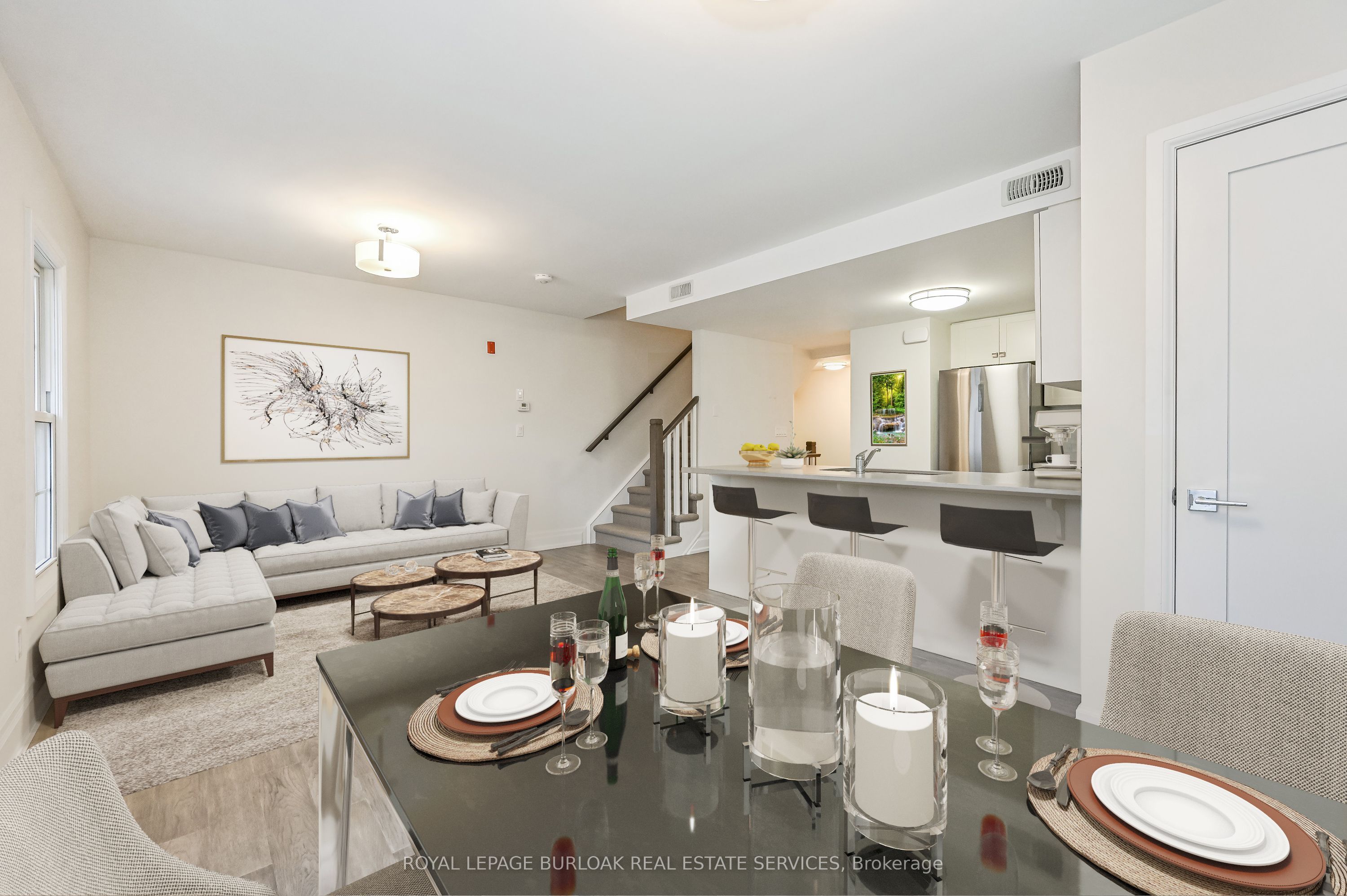 760 Lakeshore Road E 207 Property Photo 1