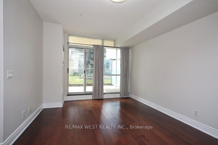 225 Webb Drive 903 Property Photo 15