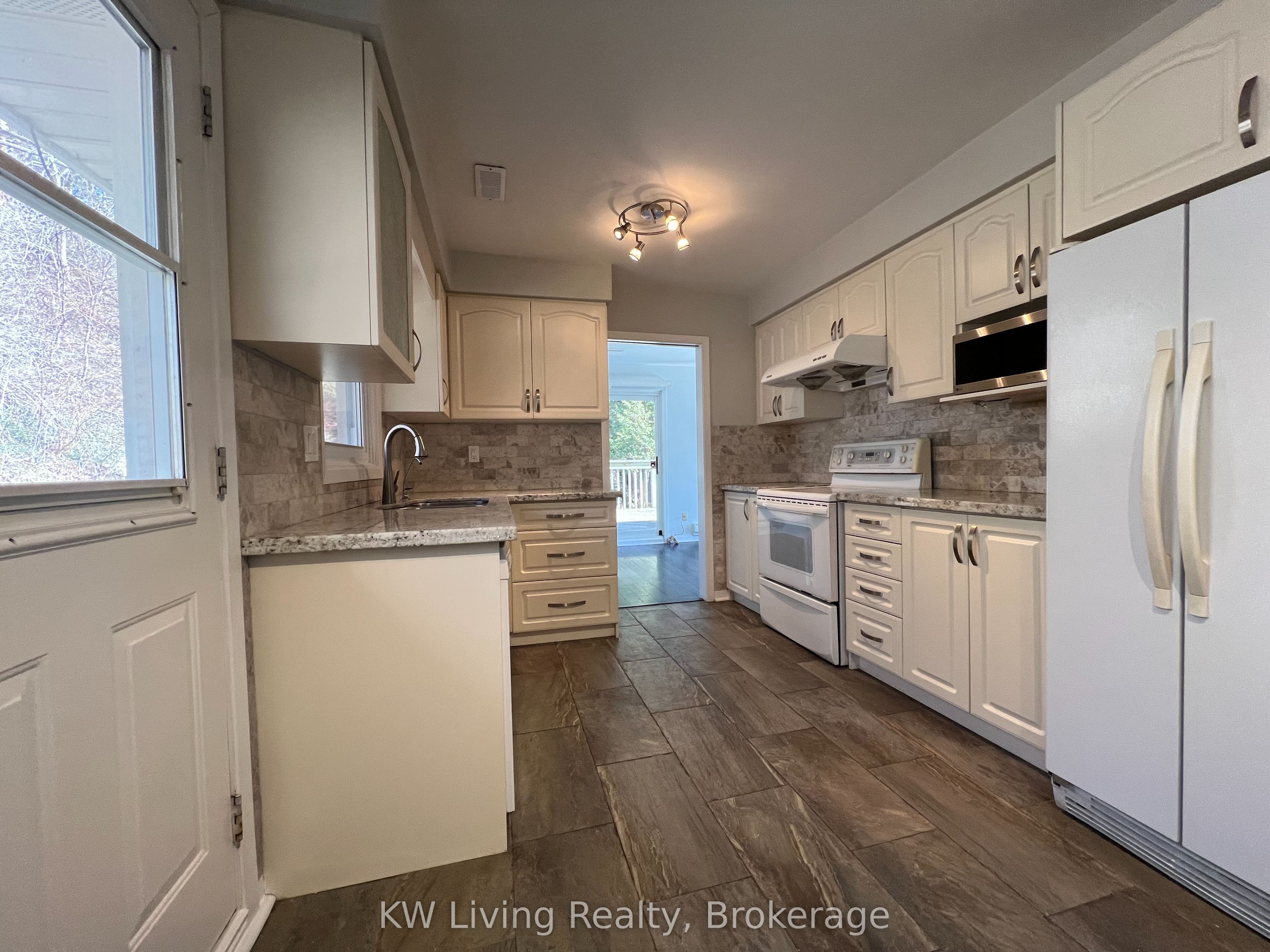 5467 Cedar Springs Road Property Photo 23