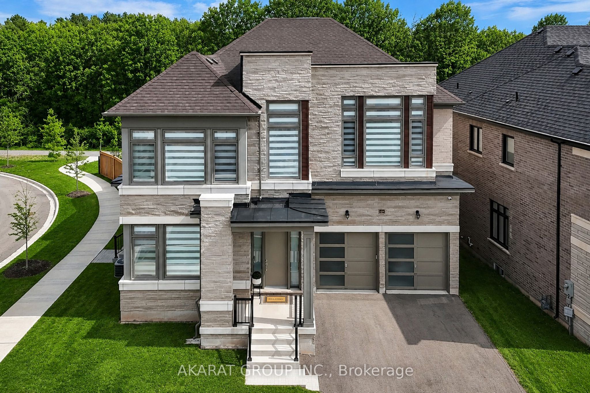1283 Meadowside Path Property Photo 1