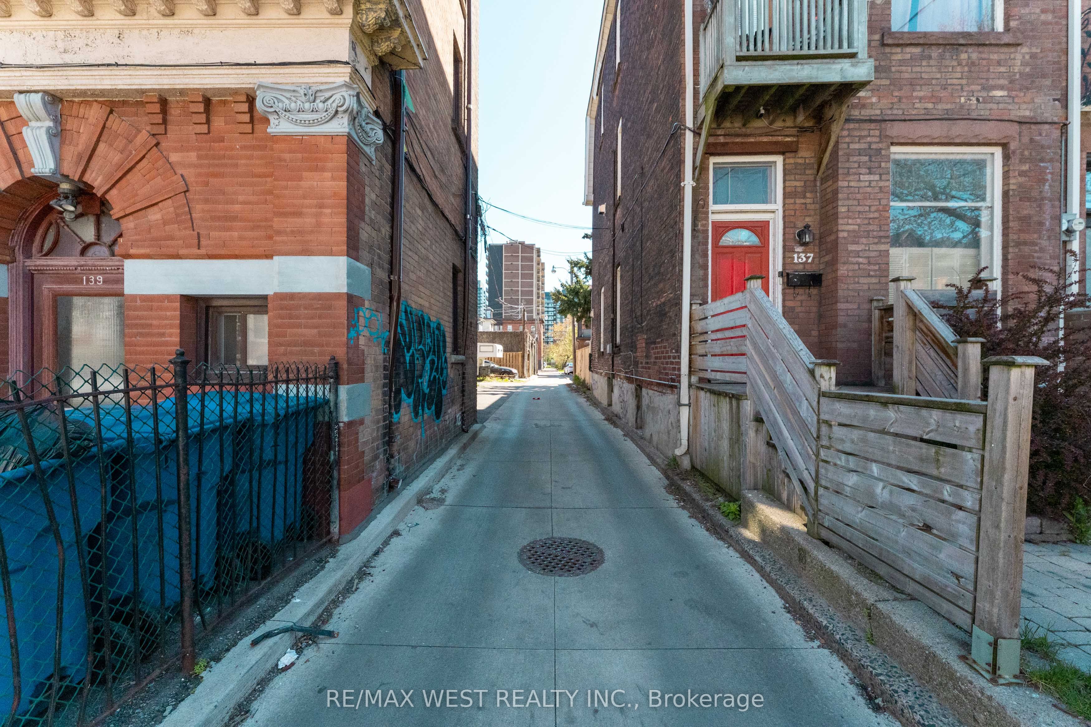 1311 King Street W Property Photo 46