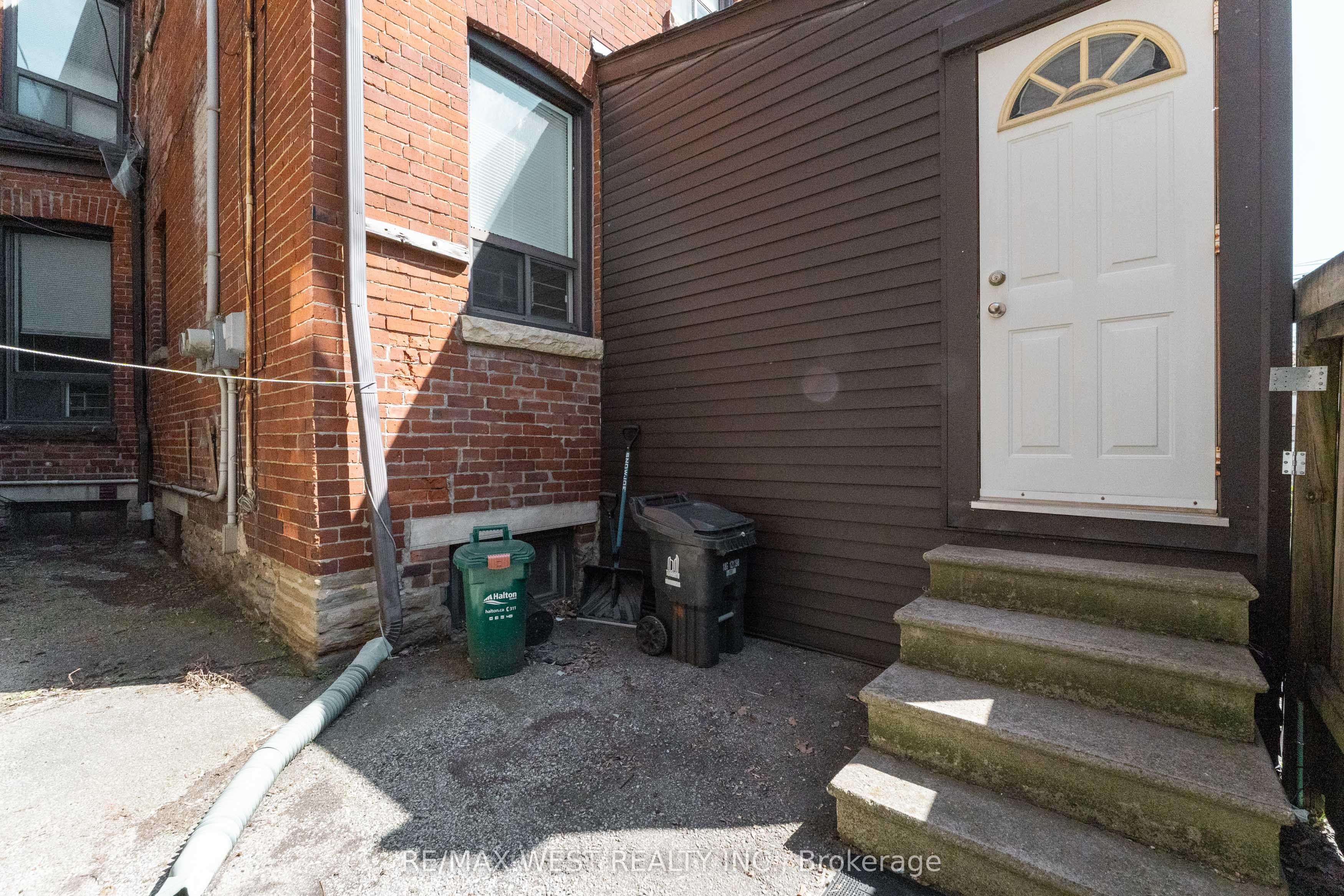 1311 King Street W Property Photo 47