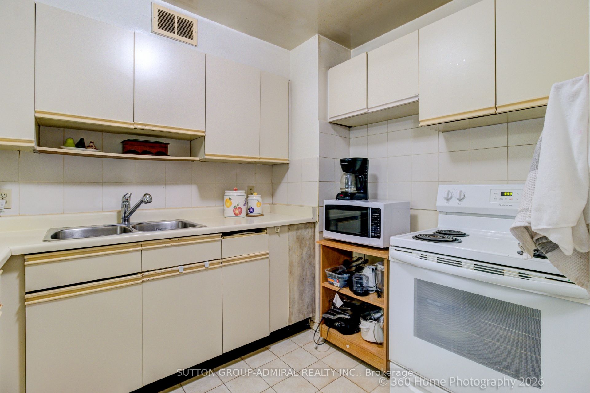 1 Four Winds Drive 106 Property Photo 6