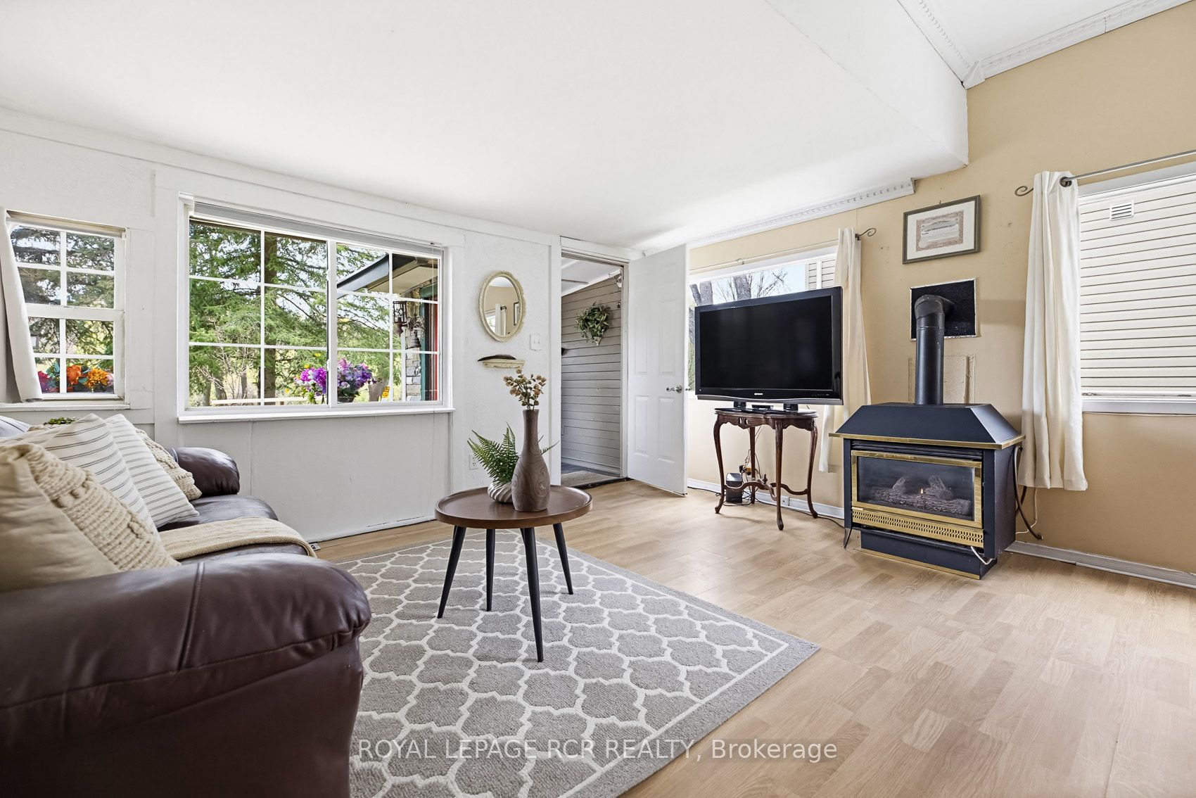 13 Old Pavilion Road Property Photo 7