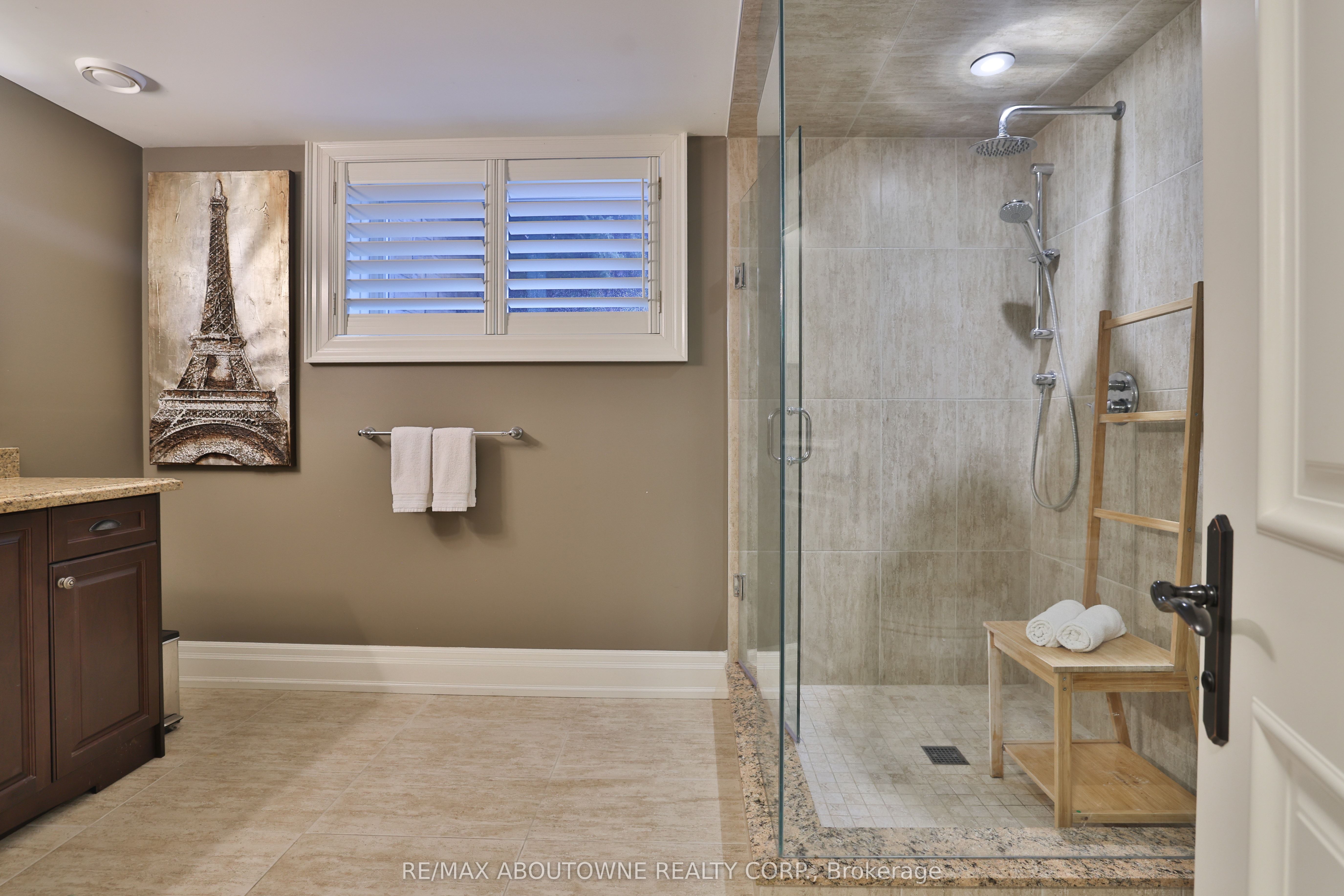 390 Seaton Drive Property Photo 43